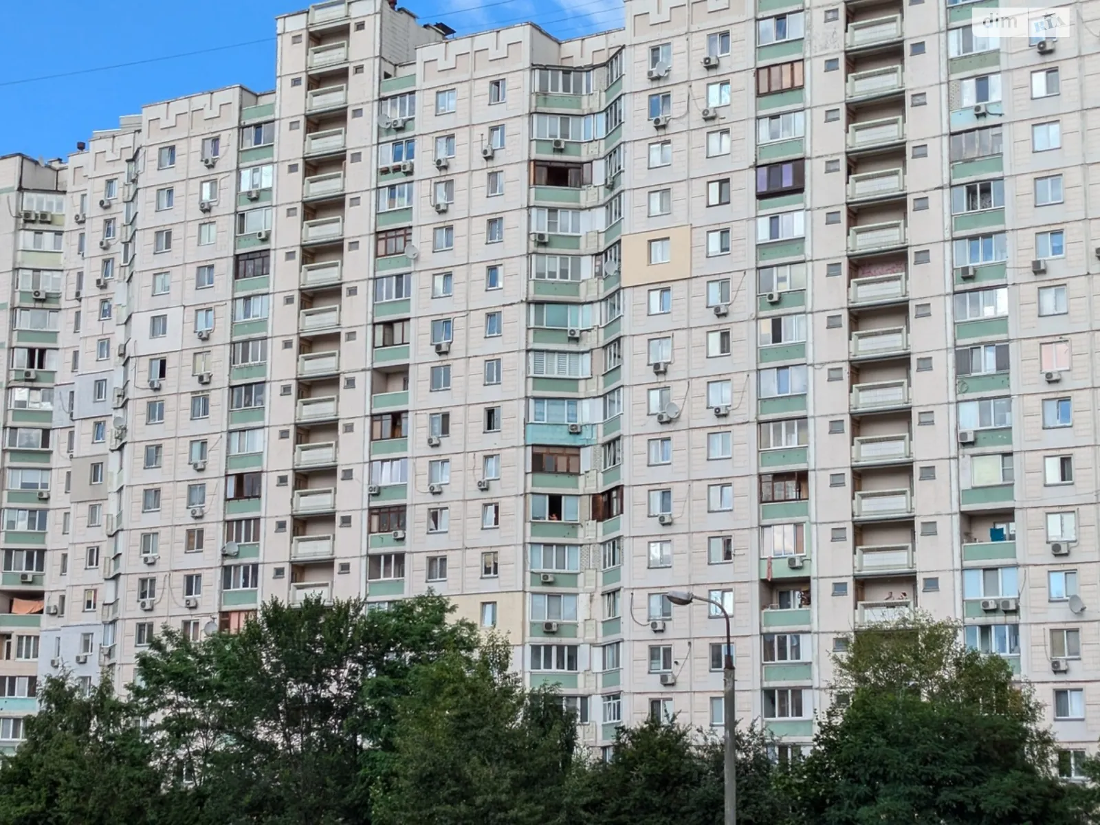 Продается 1-комнатная квартира 43.2 кв. м в Киеве, ул. Драгоманова, 12А - фото 1