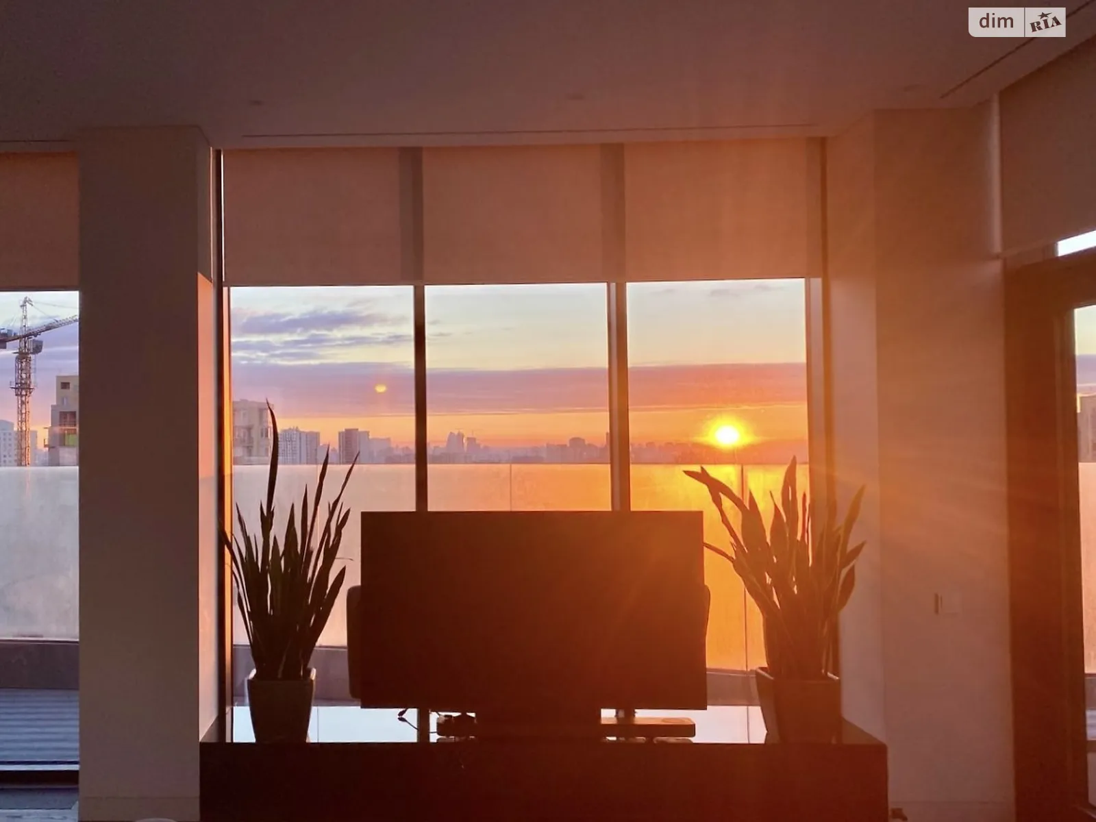 Продается 3-комнатная квартира 160.8 кв. м в Киеве, просп. Валерия Лобановского(Краснозвёздный), 4В - фото 1