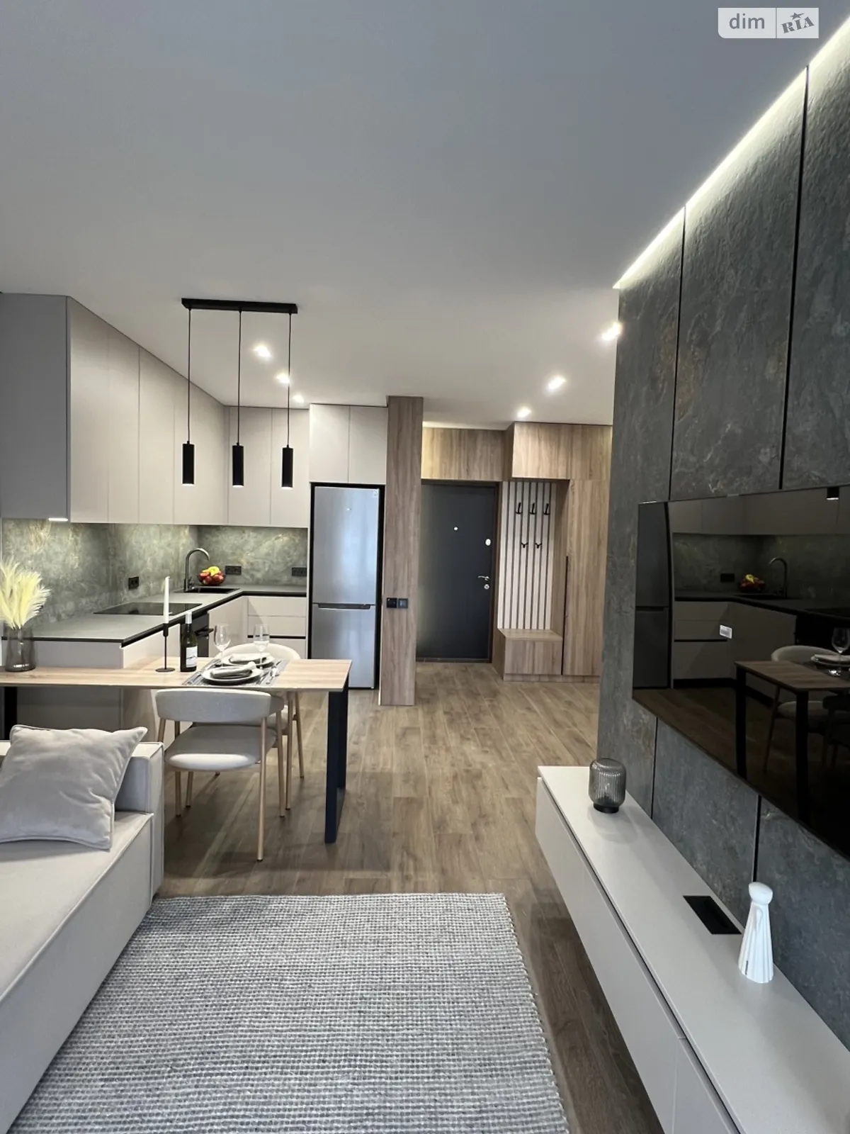 Продается 1-комнатная квартира 43.6 кв. м в Киеве, ул. Семьи Кристеров, 14Б - фото 1