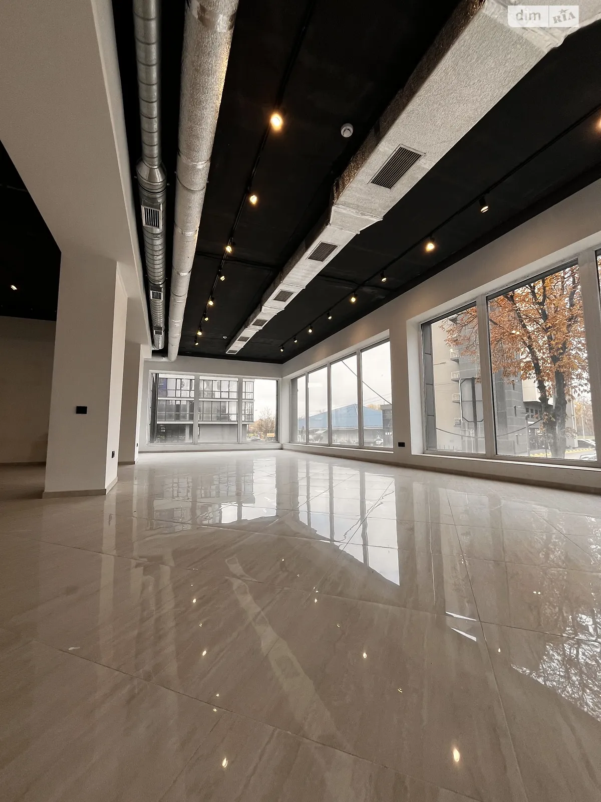 Продається приміщення вільного призначення 90 кв. м в 3-поверховій будівлі, цена: 171000 $ - фото 1