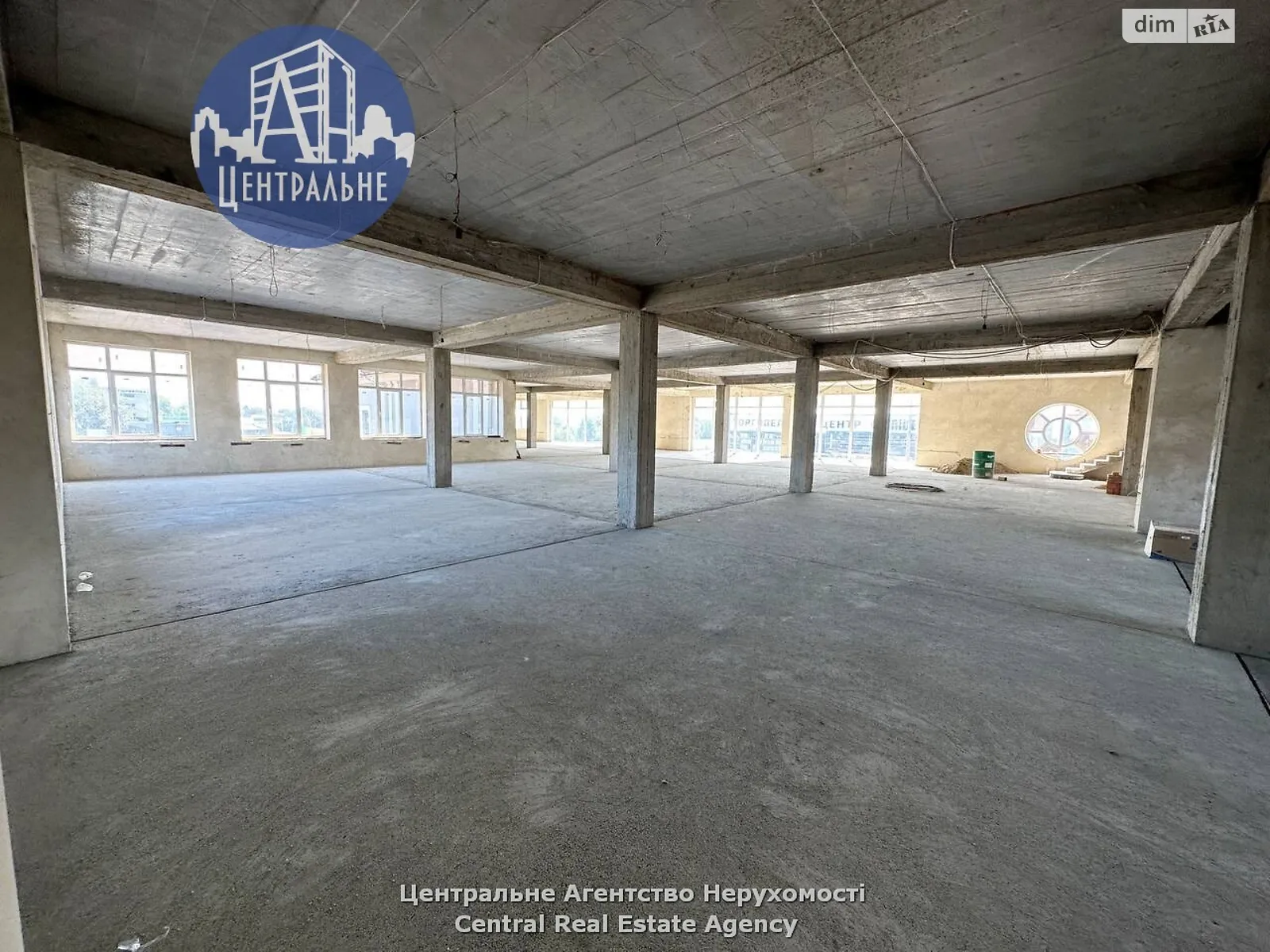 Сдается в аренду помещения свободного назначения 890 кв. м в 5-этажном здании, цена: 5340 $ - фото 1