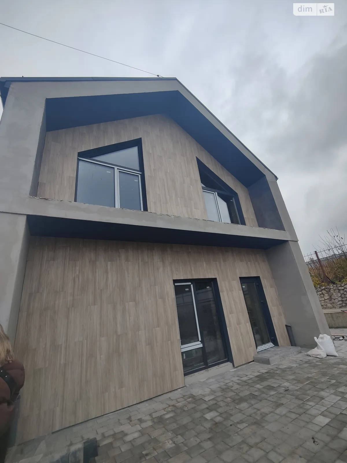 Продается дом на 2 этажа 180 кв. м с мансардой, цена: 135000 $ - фото 1