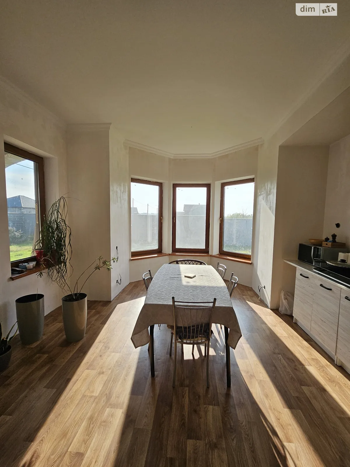 Продается дом на 2 этажа 239.8 кв. м с террасой, цена: 200000 $ - фото 1