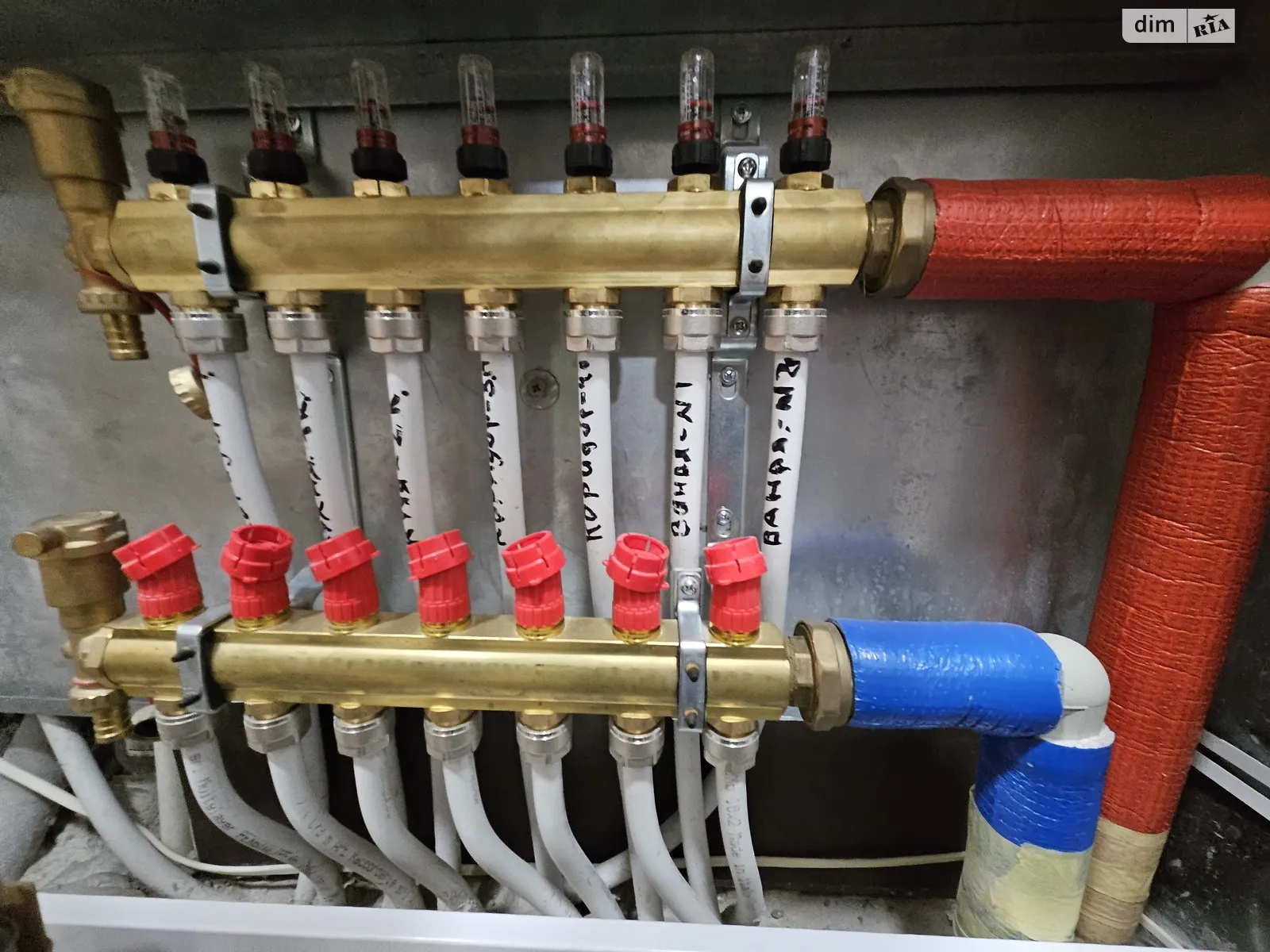 Продается дом на 2 этажа 239.8 кв. м с беседкой, цена: 200000 $ - фото 1