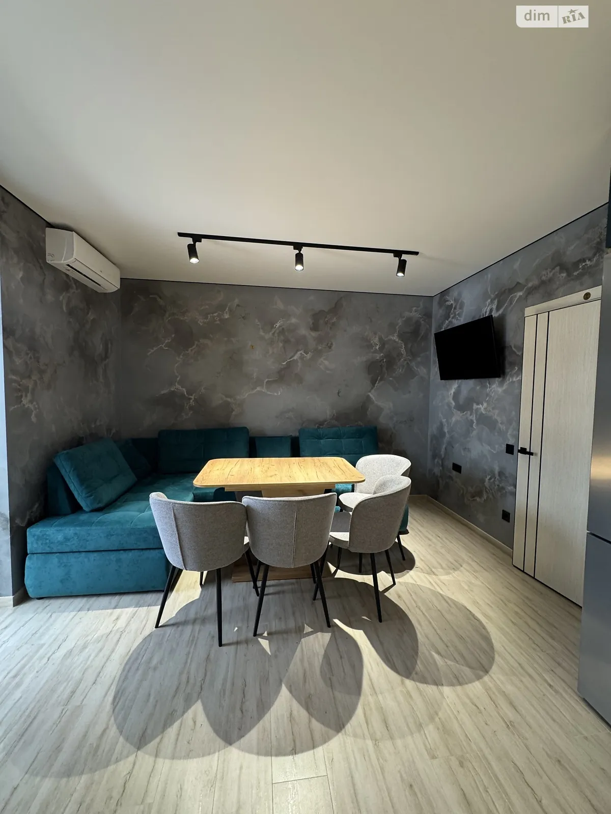 Продается 2-комнатная квартира 70.1 кв. м в Агрономичном, ул. Шевченко - фото 1