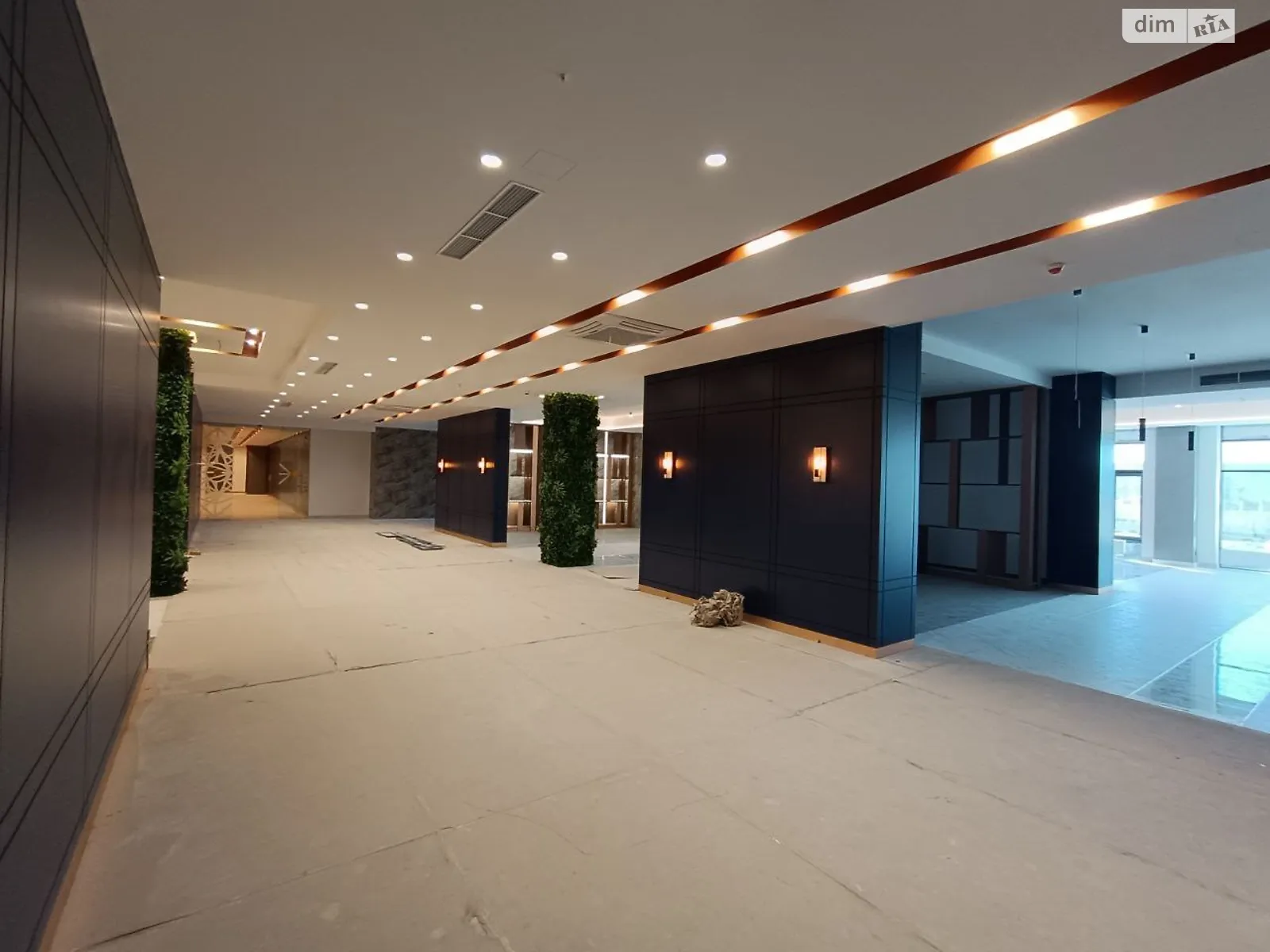 Продается 3-комнатная квартира 105.7 кв. м в Киеве, ул. Зверинецкая, 70А - фото 1