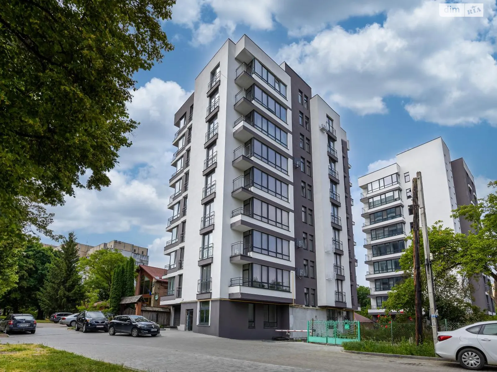 Продается 3-комнатная квартира 89.4 кв. м в Львове, ул. Пасечная - фото 1