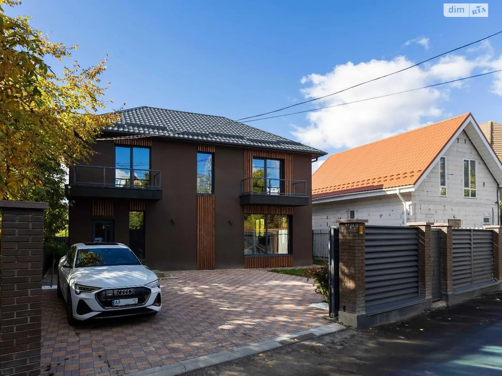 Продается дом на 2 этажа 167 кв. м с террасой, цена: 320000 $ - фото 1