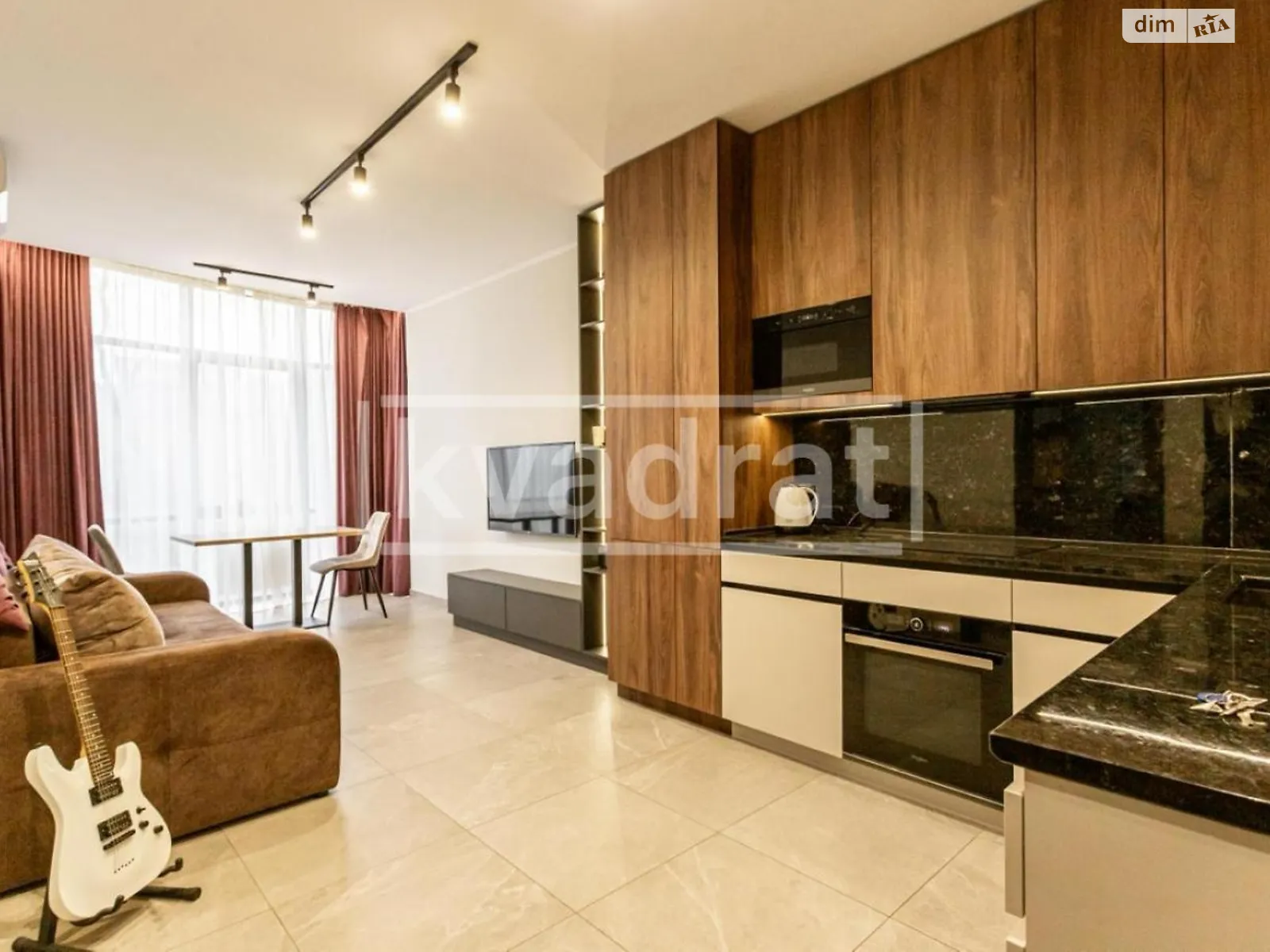 Продается 2-комнатная квартира 46.2 кв. м в Киеве, ул. Мирная, 2/1 - фото 1