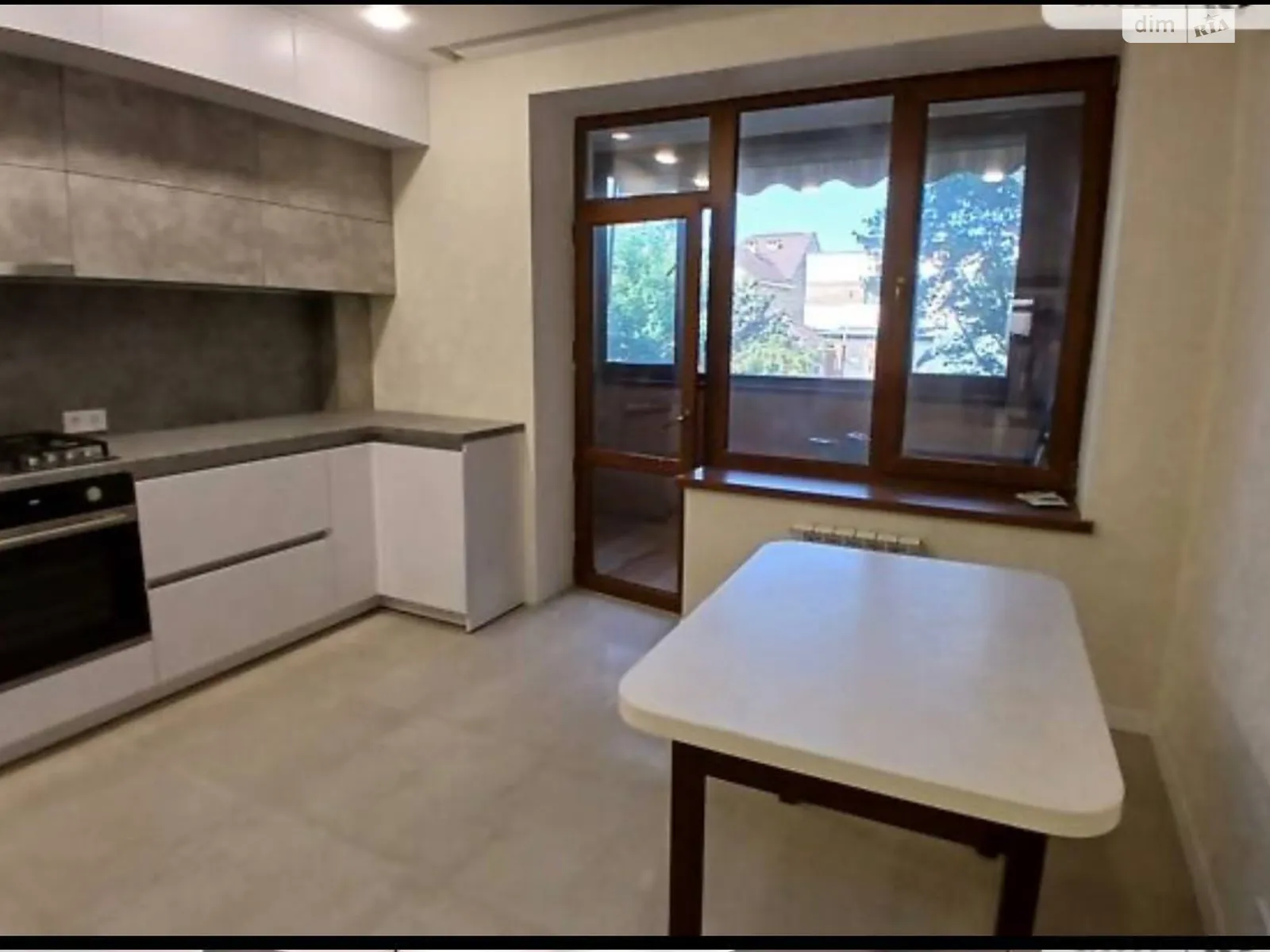 Продається 3-кімнатна квартира 103 кв. м у Одесі, вул. Таїрова, 6 - фото 1