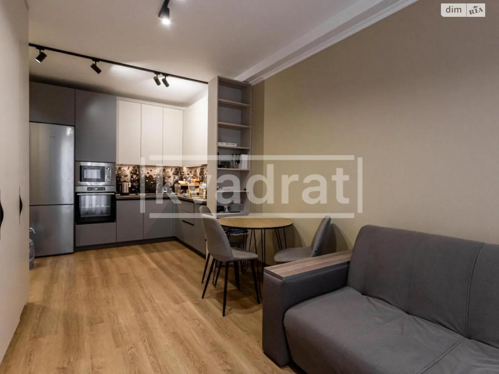 Продается 1-комнатная квартира 41 кв. м в Киеве, ул. Михаила Максимовича, 26Г - фото 1