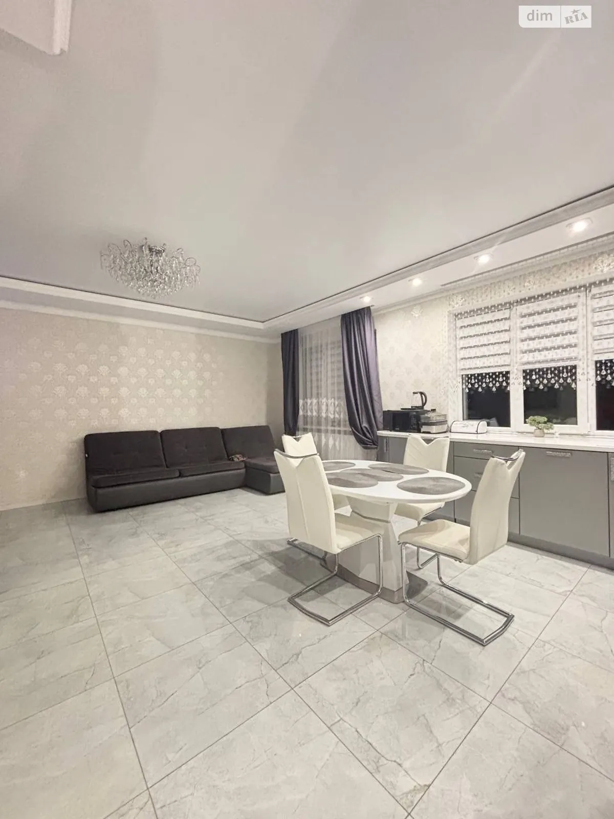 ул. Черновола, 72 Белая Криница, цена: 143000 $ - фото 1