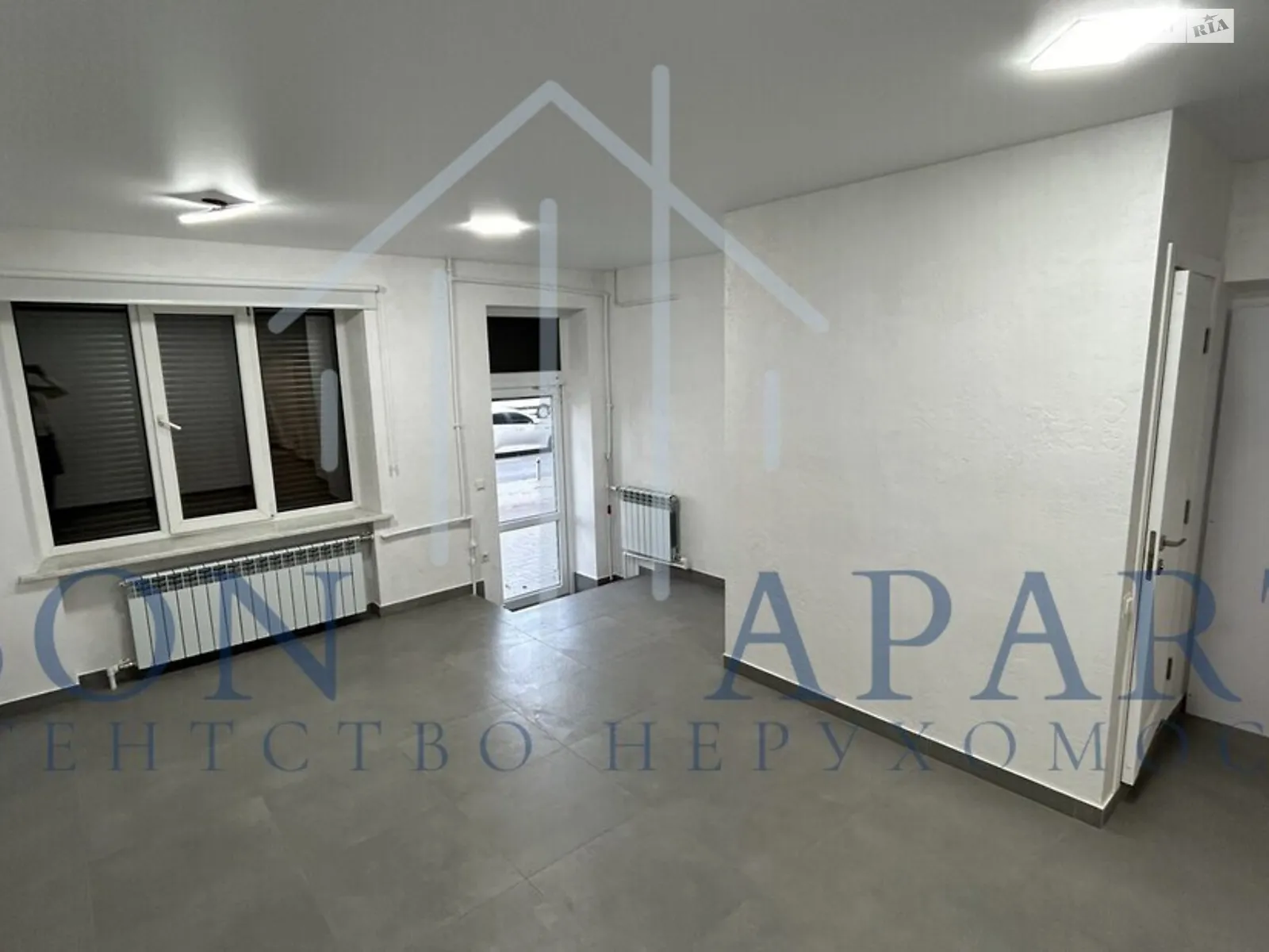 Сдается в аренду помещения свободного назначения 52 кв. м в 5-этажном здании, цена: 35000 грн - фото 1