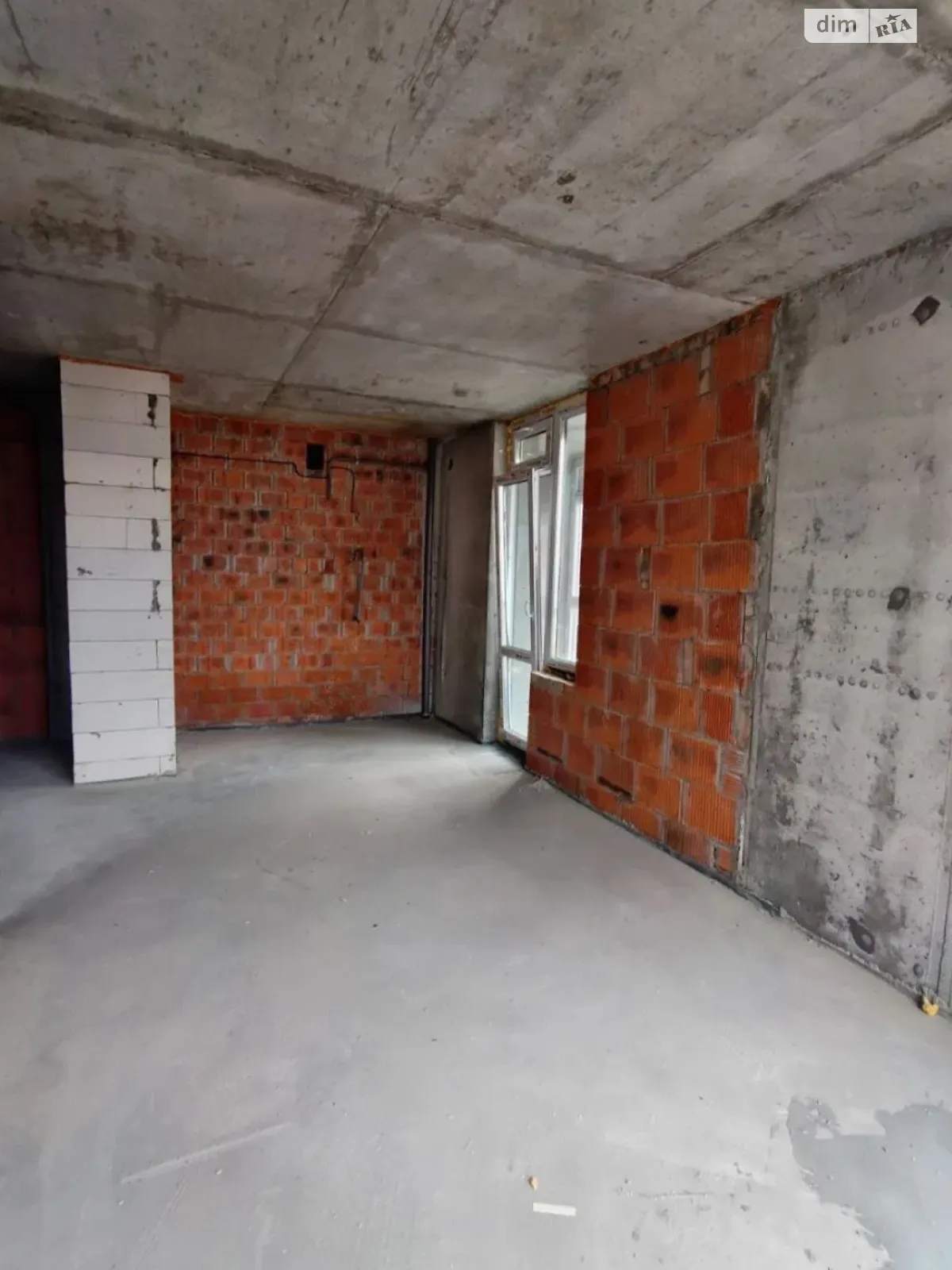 1-комнатная квартира 42 кв. м в Тернополе, ул. Генерала Мирона Тарнавского - фото 1