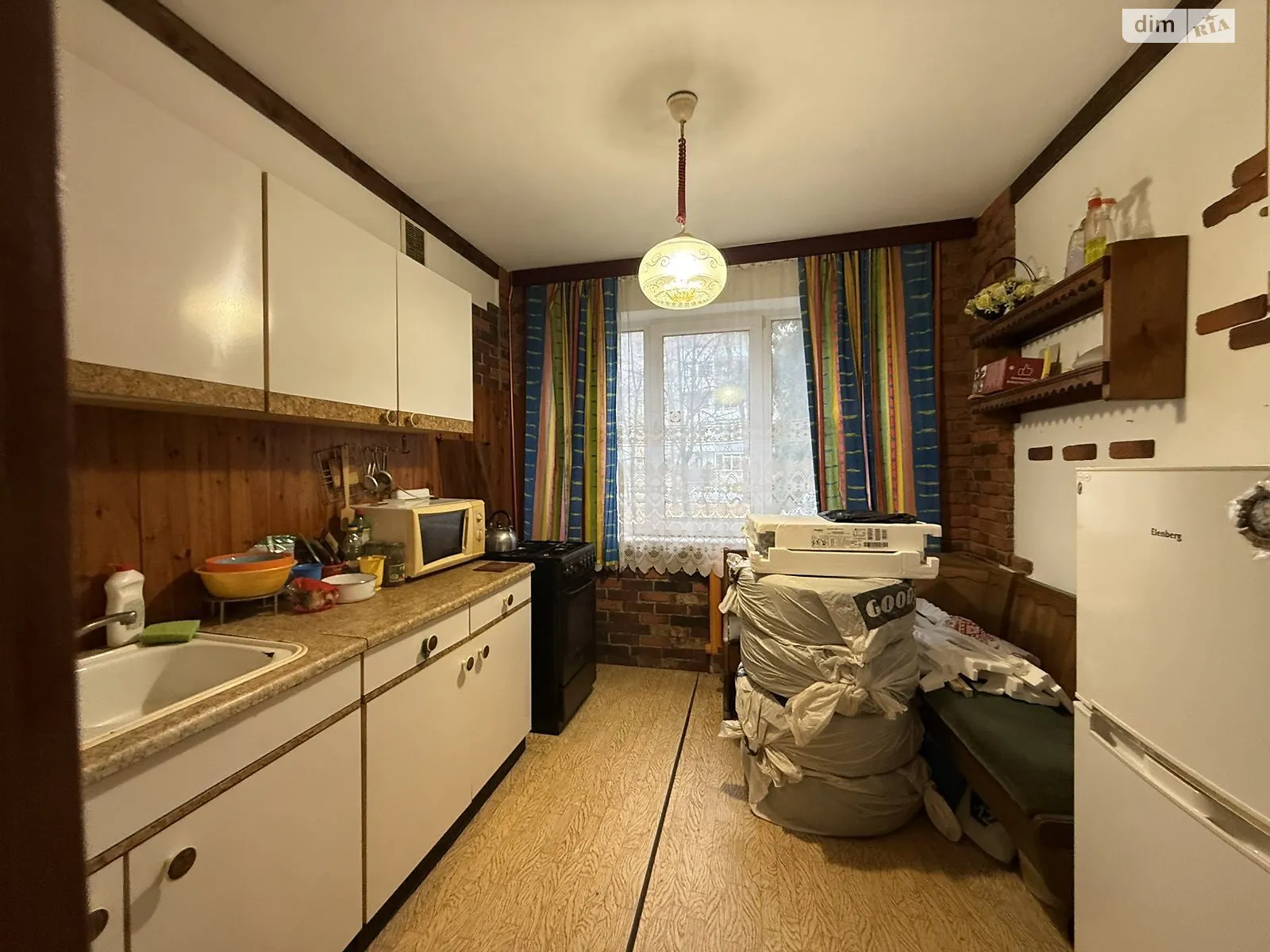 Продается 1-комнатная квартира 39 кв. м в Львове, ул. Троллейбусная - фото 1