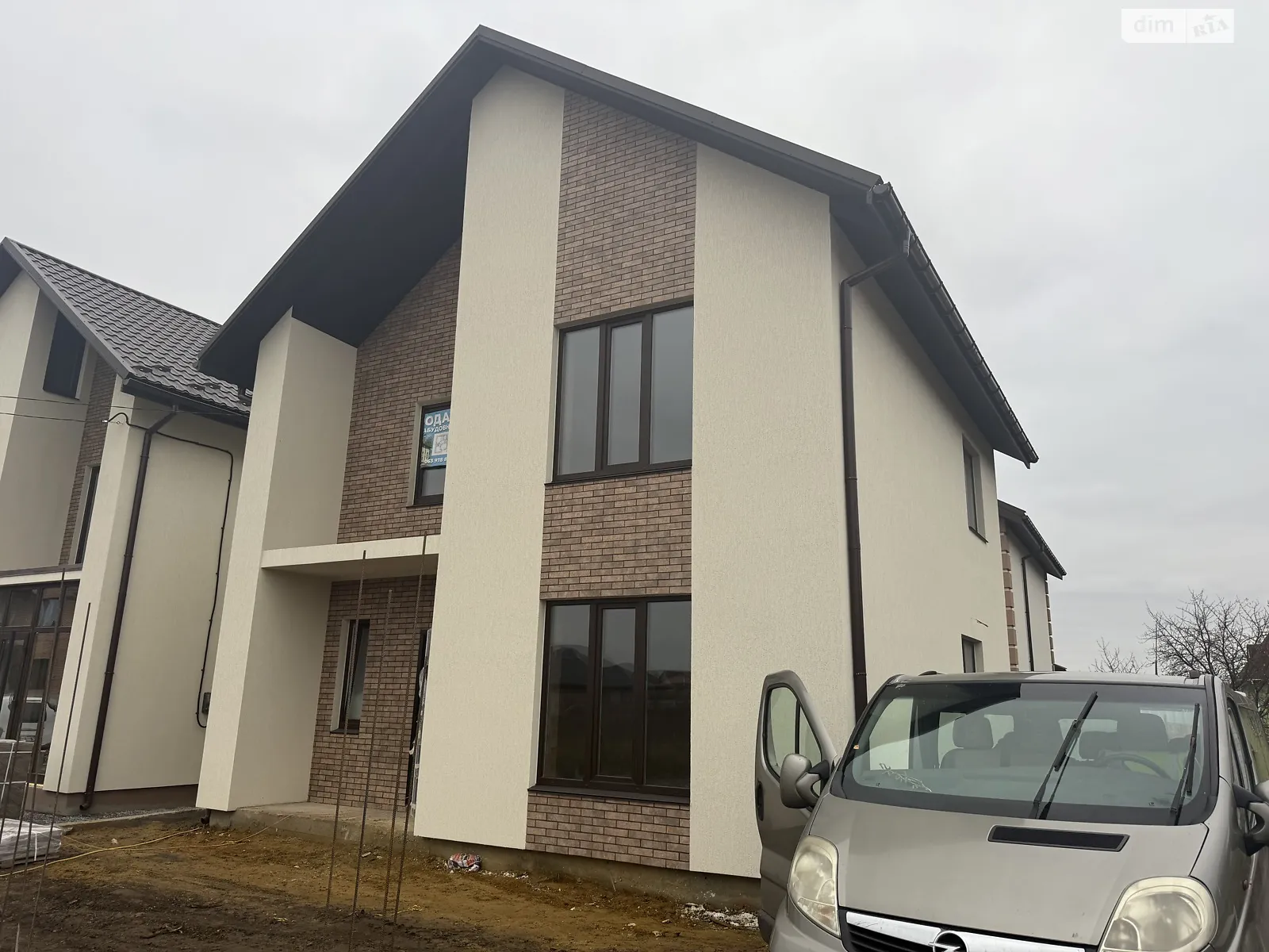 Продается дом на 2 этажа 120 кв. м с баней/сауной, цена: 92000 $ - фото 1