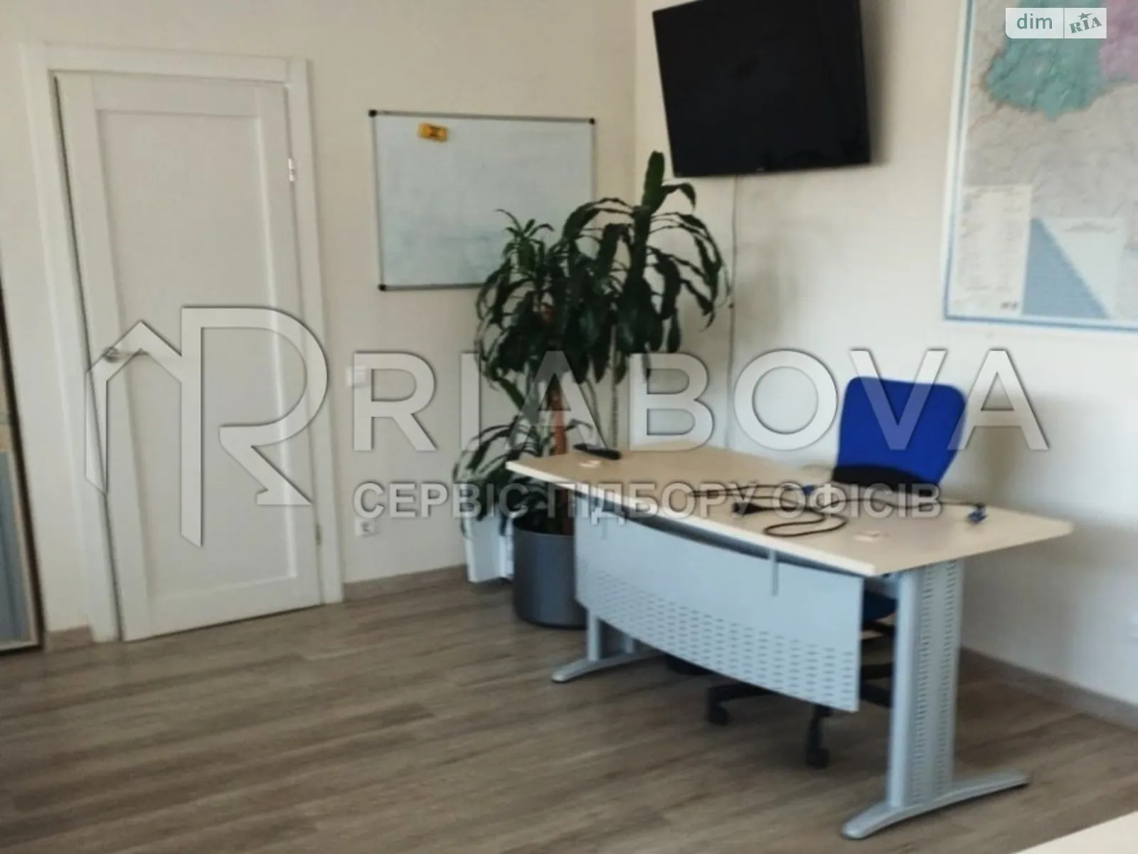 Сдается в аренду офис 115 кв. м в бизнес-центре, цена: 2300 $ - фото 1