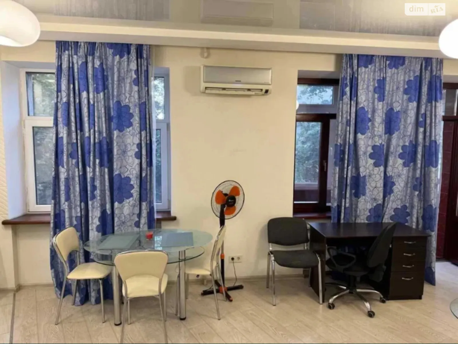 Продается 2-комнатная квартира 41 кв. м в Харькове, ул. Отакара Яроша, 27 - фото 1