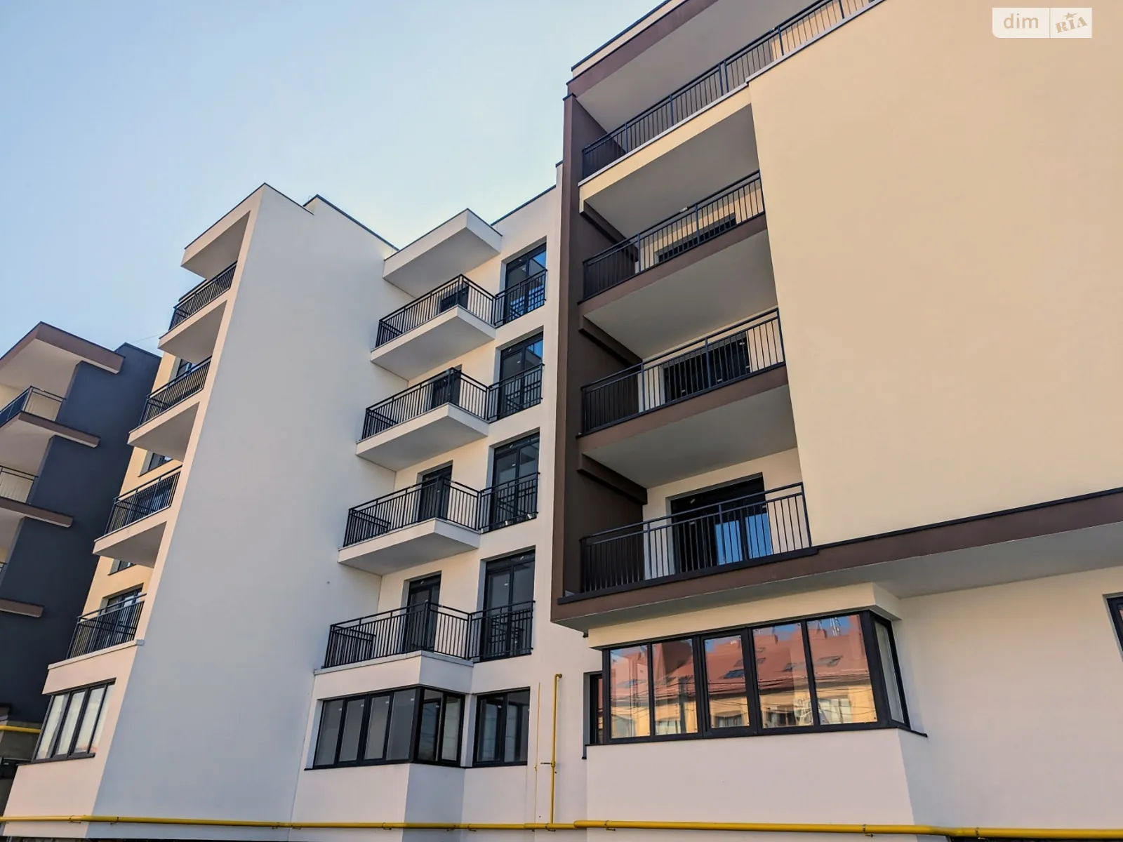 Продается 1-комнатная квартира 54 кв. м в Сокольниках, ул. Героев Крут, 1 - фото 1