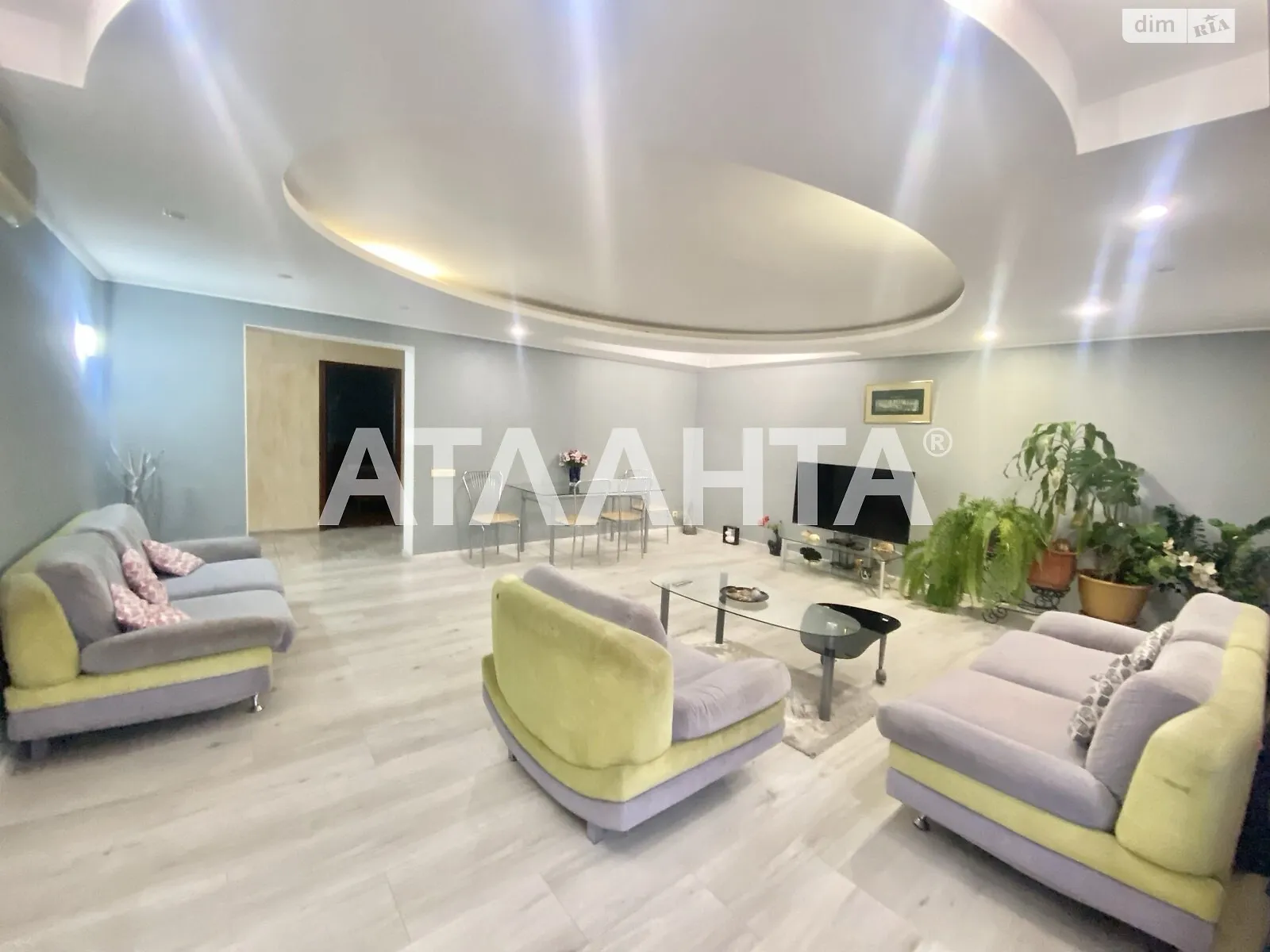 Продається 4-кімнатна квартира 119.4 кв. м у Одесі, вул. Академіка Корольова - фото 1