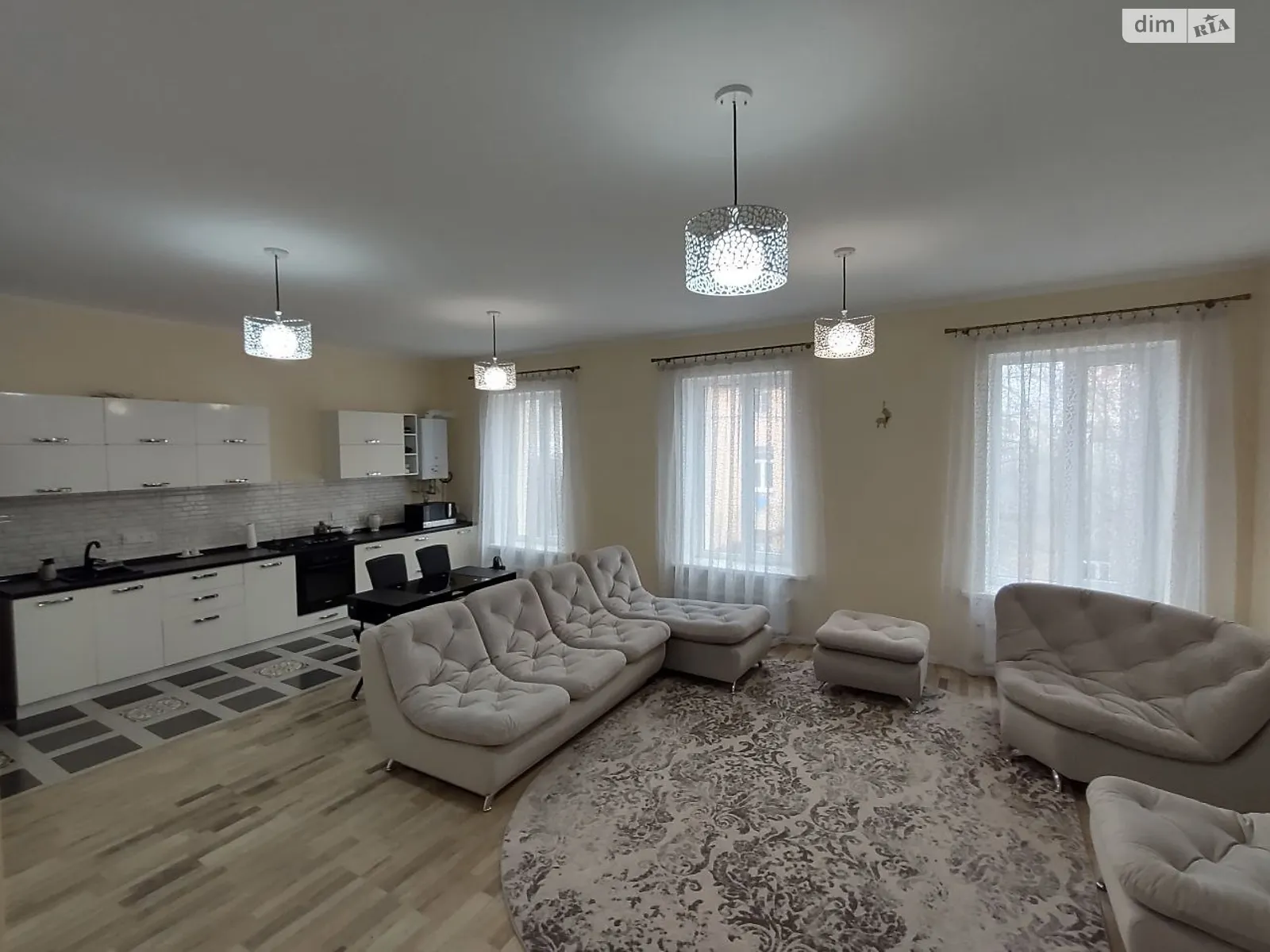 Сдается в аренду 3-комнатная квартира 120 кв. м в Одессе, ул. Софиевская - фото 1