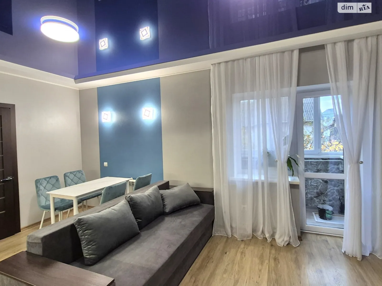 Продается 1-комнатная квартира 49.2 кв. м в Ровно, ул. Дубенская, 7 - фото 1