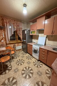 Сниму квартиру долгосрочно Харьковской области