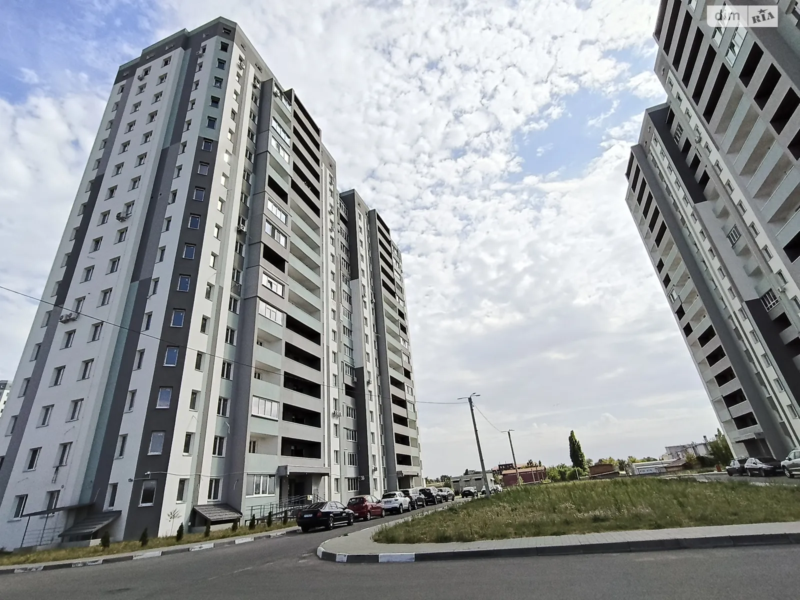 Продается 2-комнатная квартира 61 кв. м в Харькове, ул. Заливная, 8А - фото 1