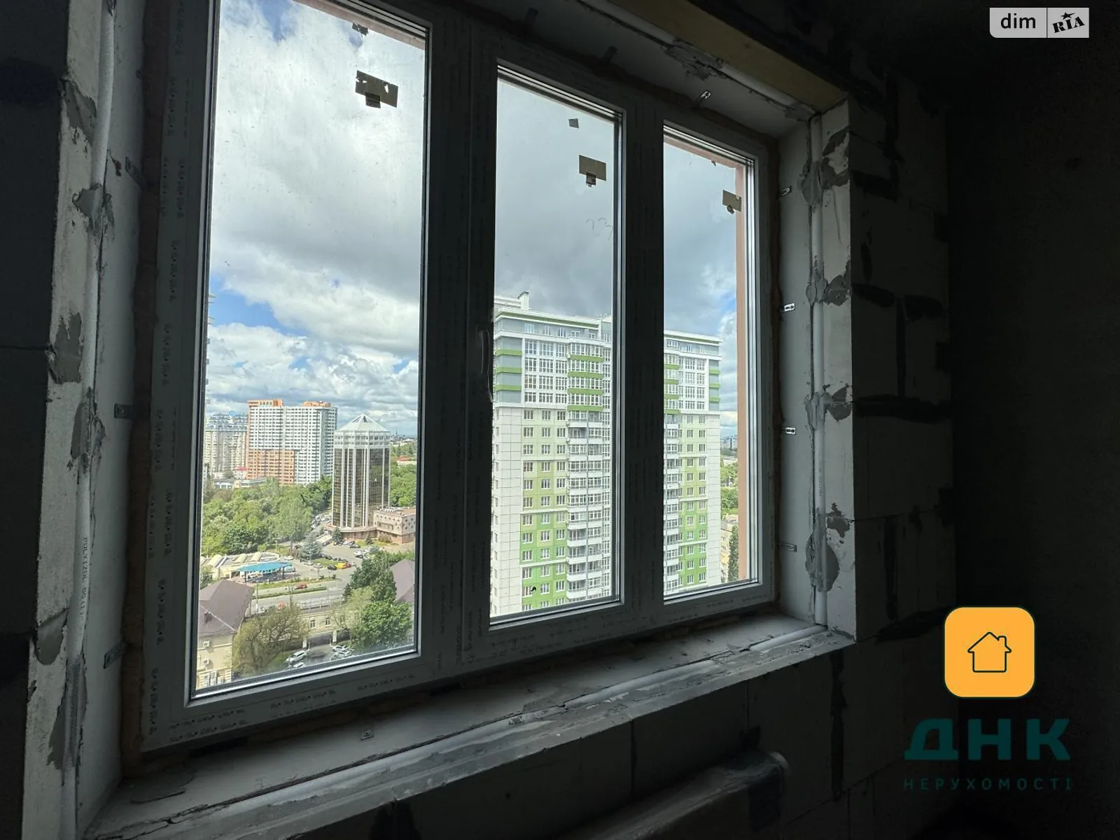 Продается 2-комнатная квартира 70 кв. м в Одессе, просп. Леси Украинки, 19 корпус 4 - фото 1