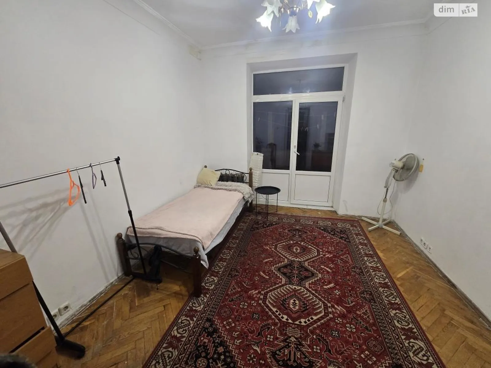 Здається в оренду кімната 65 кв. м у Києві, цена: 6000 грн - фото 1