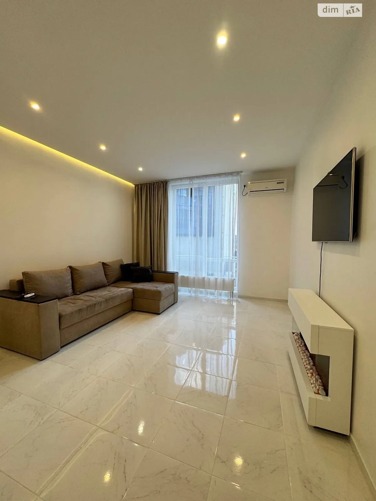 Продается 2-комнатная квартира 62 кв. м в Одессе, ул. Генуэзская, 24Д корпус 2 - фото 1