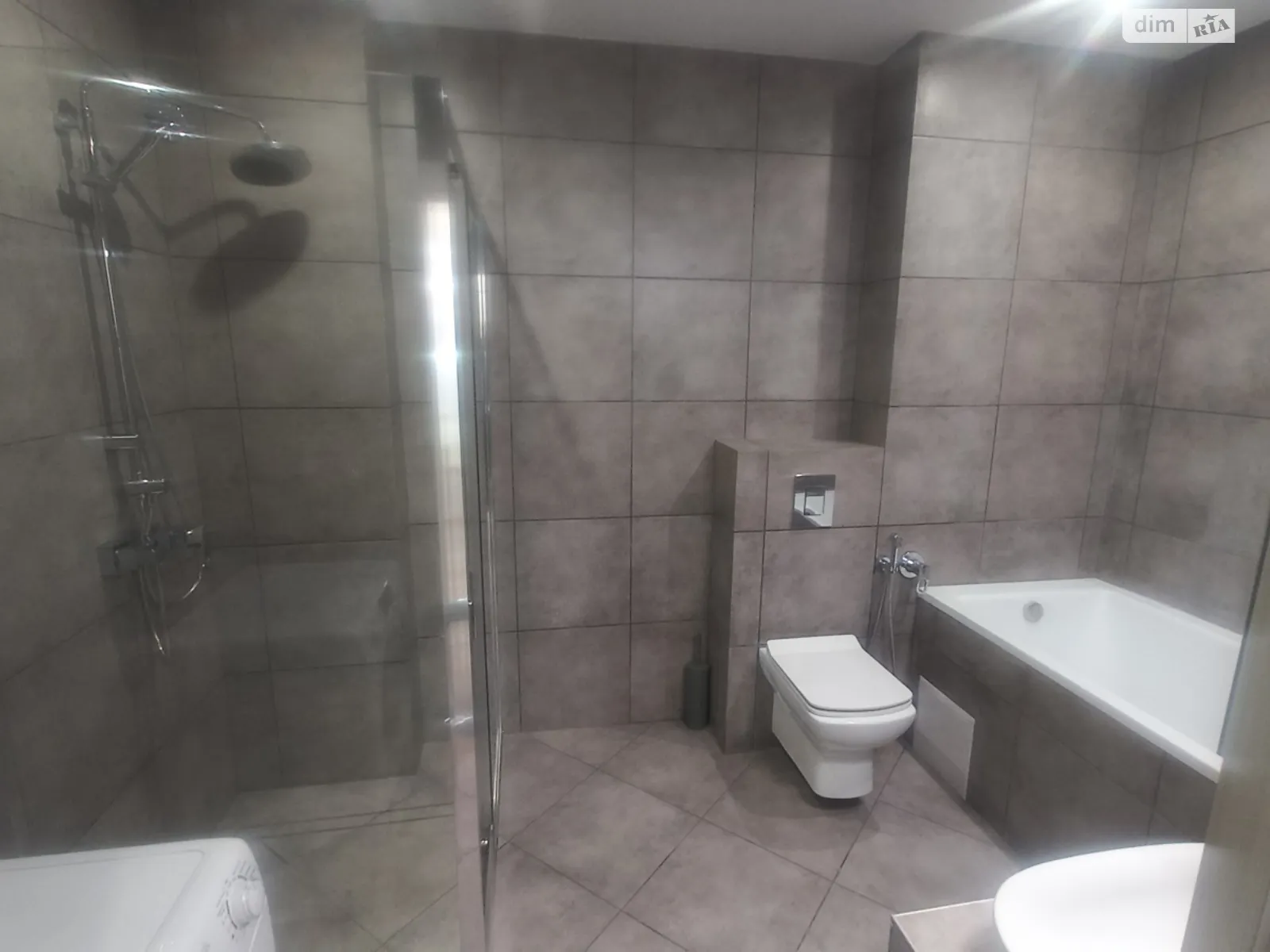 Здається в оренду 1-кімнатна квартира 52.8 кв. м у Львові, вул. В'ячеслава Липинського, 28 - фото 1