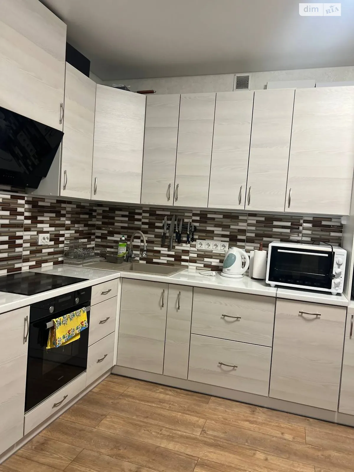 Сдается в аренду 1-комнатная квартира 58 кв. м в Ирпене, ул. Университетская(Карла Маркса) - фото 1