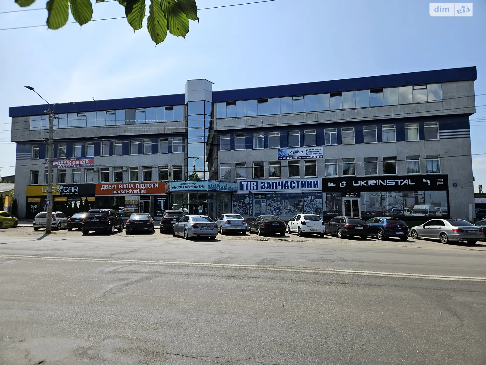 Сдается в аренду помещения свободного назначения 315 кв. м в 4-этажном здании, цена: 100000 грн - фото 1