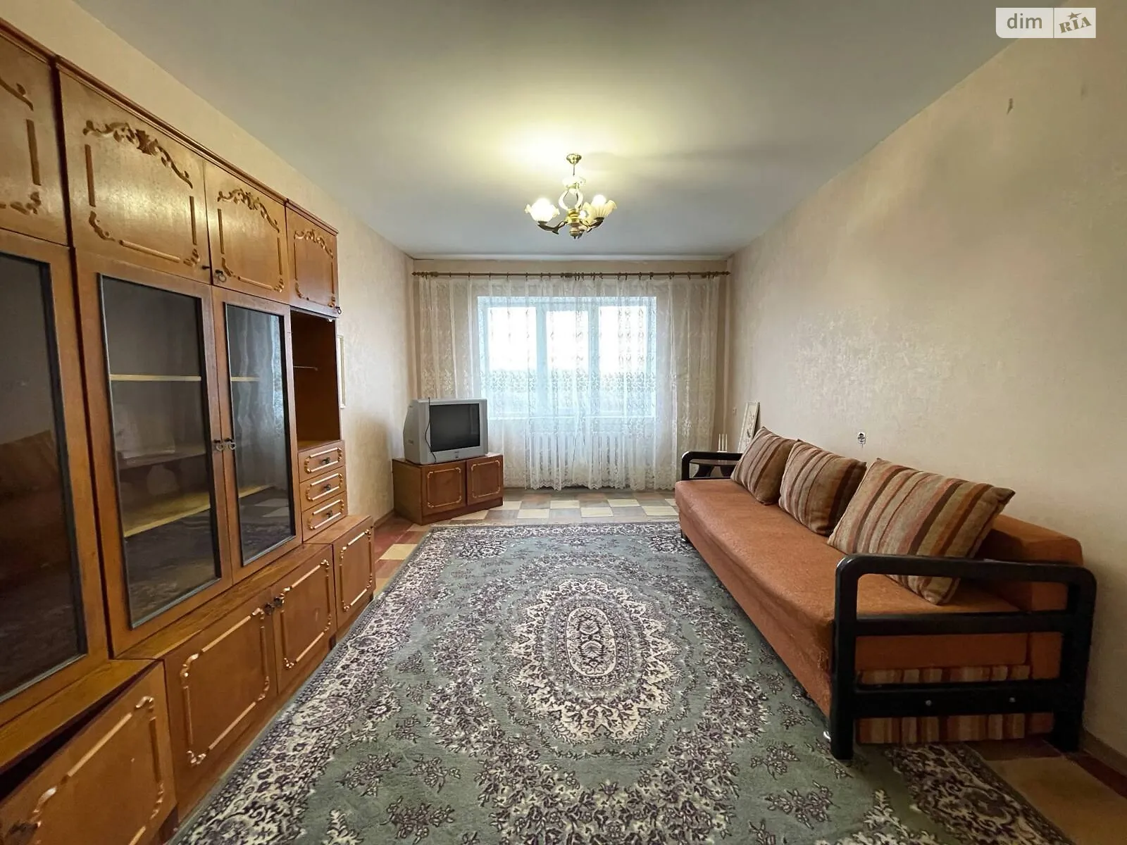 Продається 3-кімнатна квартира 64 кв. м у Кам'янському, бул. Героїв, 10 - фото 1