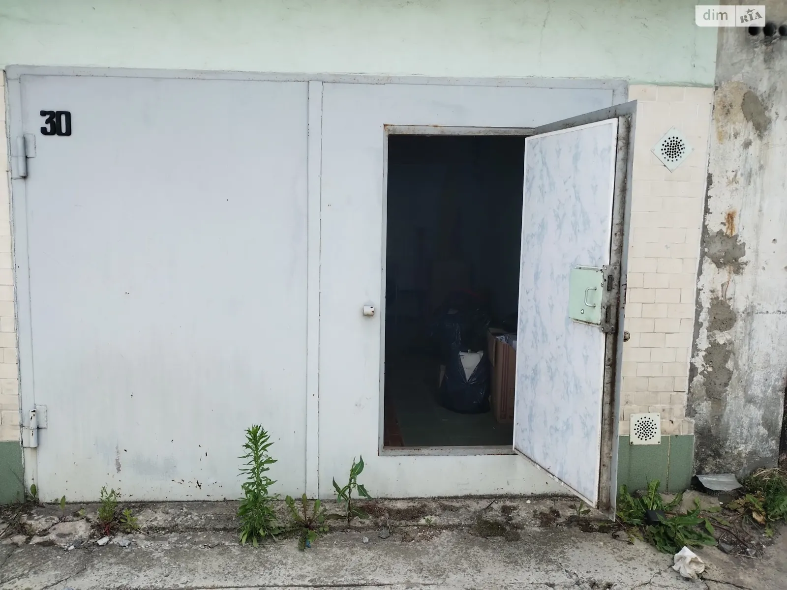 Продается отдельно стоящий гараж под легковое авто на 18.6 кв. м, цена: 7500 $ - фото 1