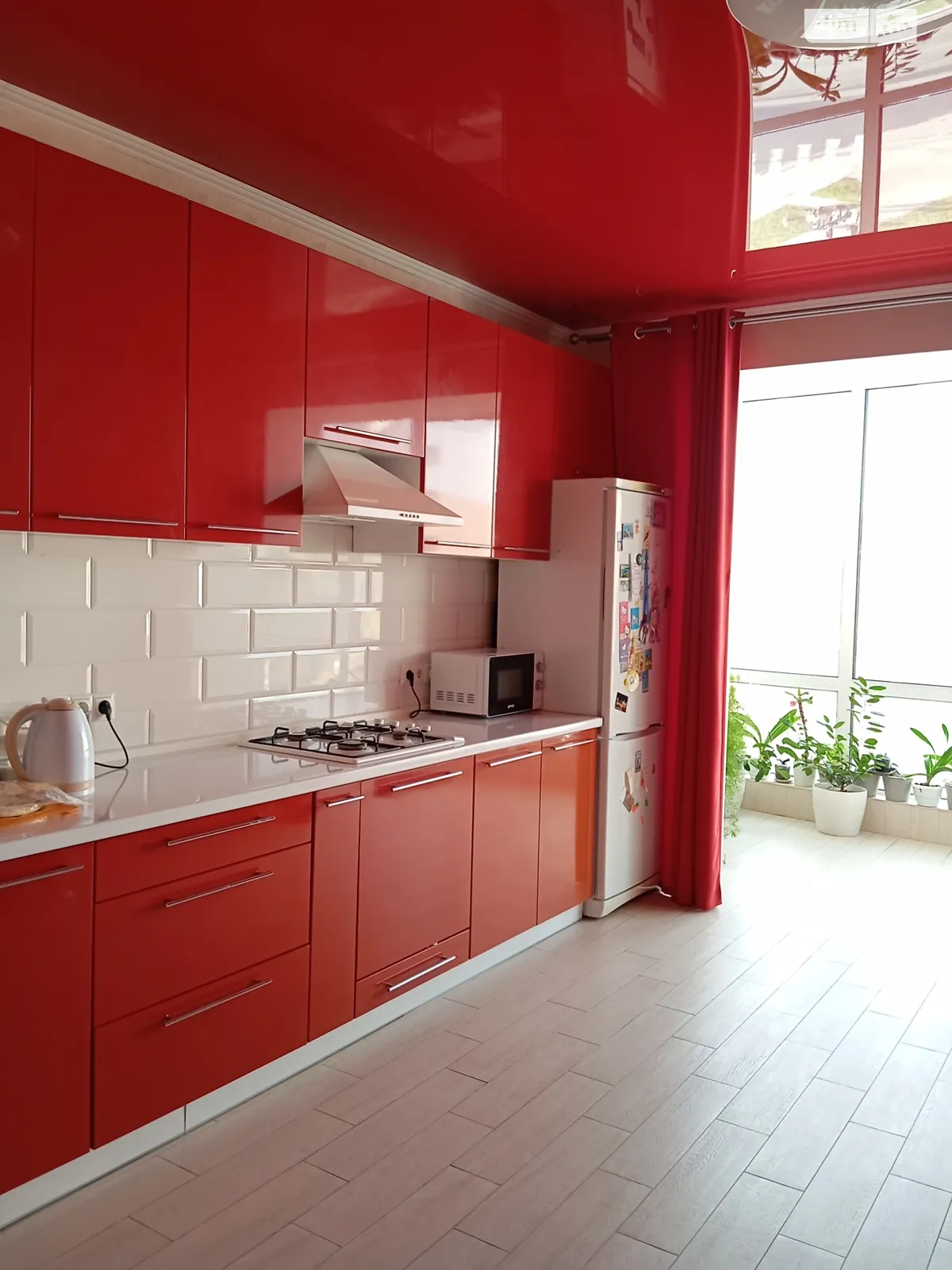 Сдается в аренду 1-комнатная квартира 70 кв. м в Хмельницком, ул. Панаса Мирного, 14/1Б - фото 1