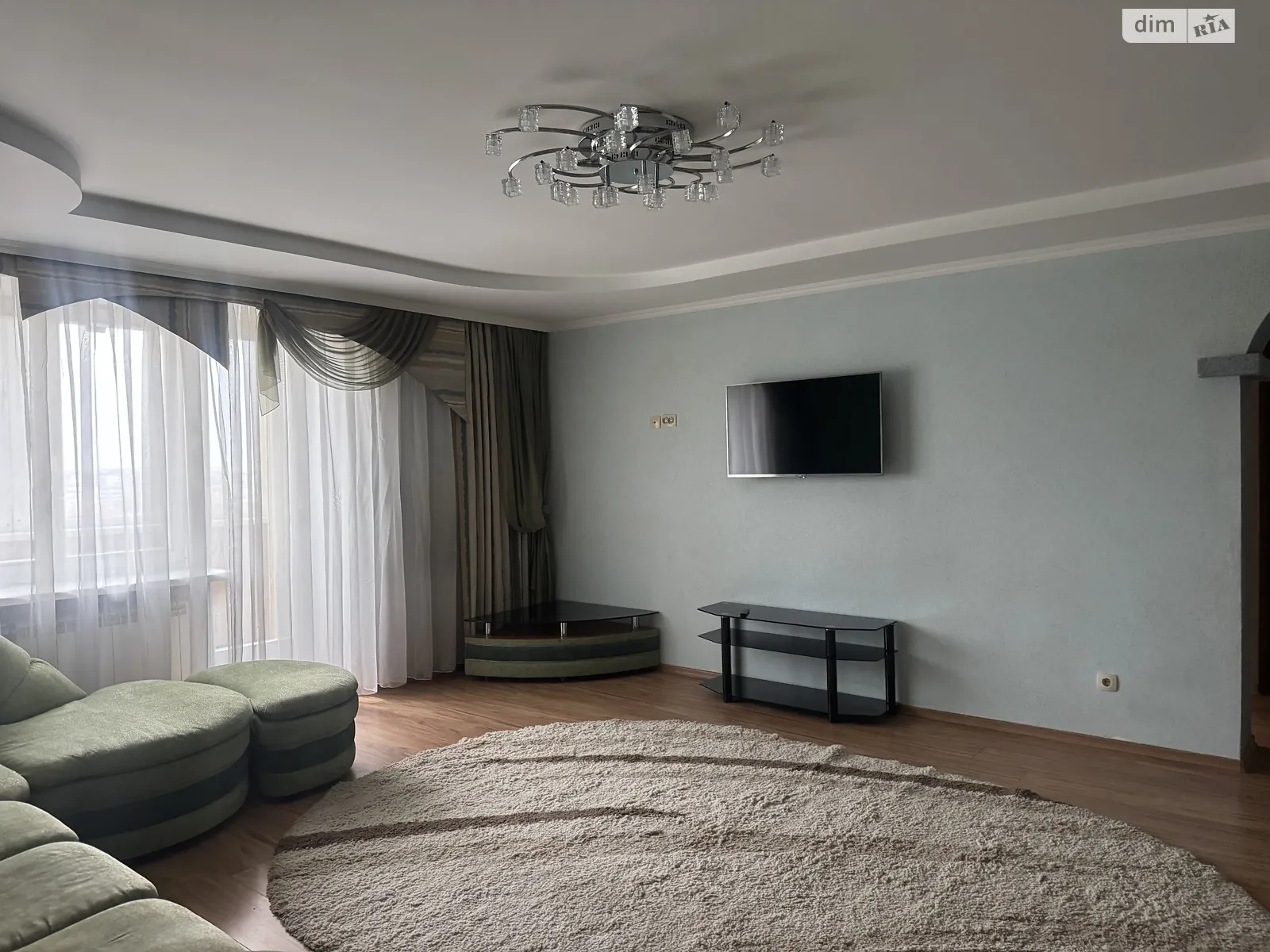 Сдается в аренду 3-комнатная квартира 96 кв. м в Хмельницком, ул. Институтская, 15/1 - фото 1