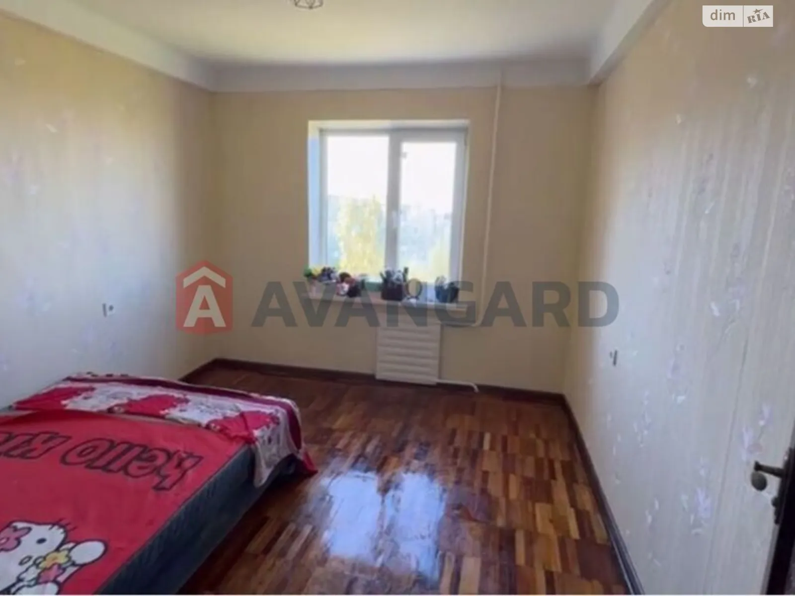 3-кімнатна квартира 70 кв. м у Запоріжжі, вул. Василя Сергієнка, 33 - фото 1