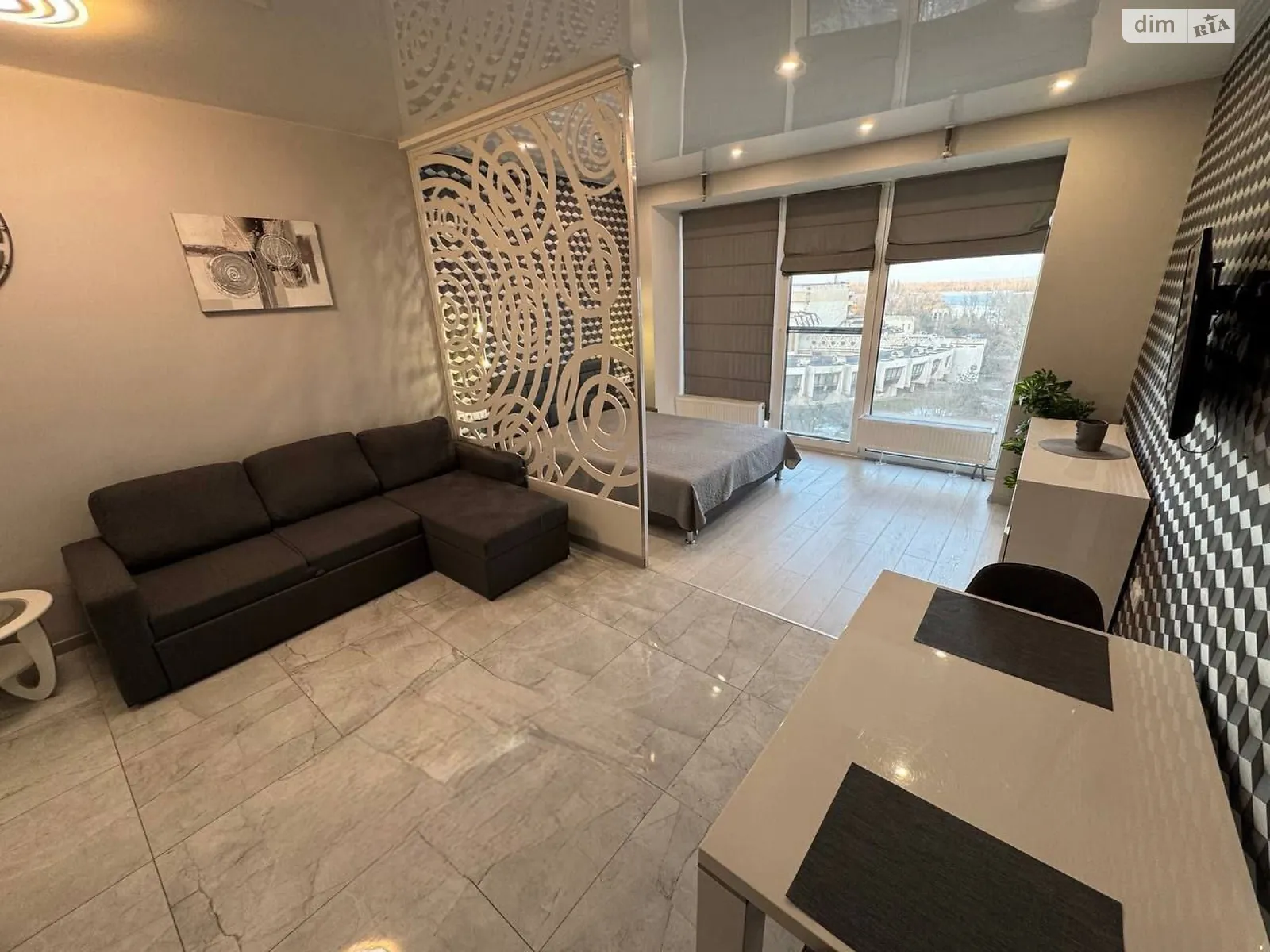 Здається в оренду 1-кімнатна квартира 47 кв. м у Дніпрі, вул. Набережна Перемоги, 9Б - фото 1