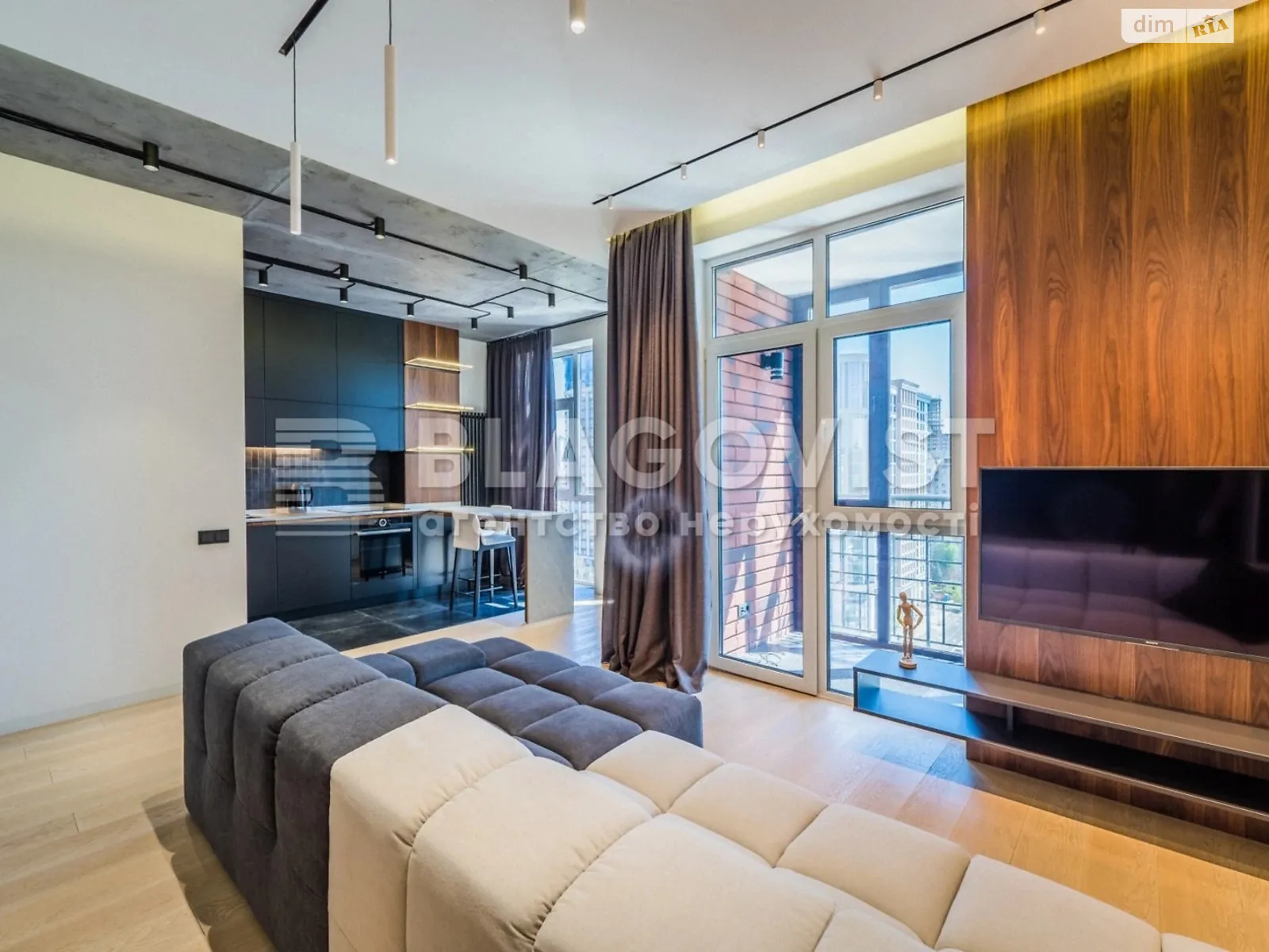 Продается 1-комнатная квартира 44 кв. м в Киеве, ул. Казимира Малевича, 48 - фото 1