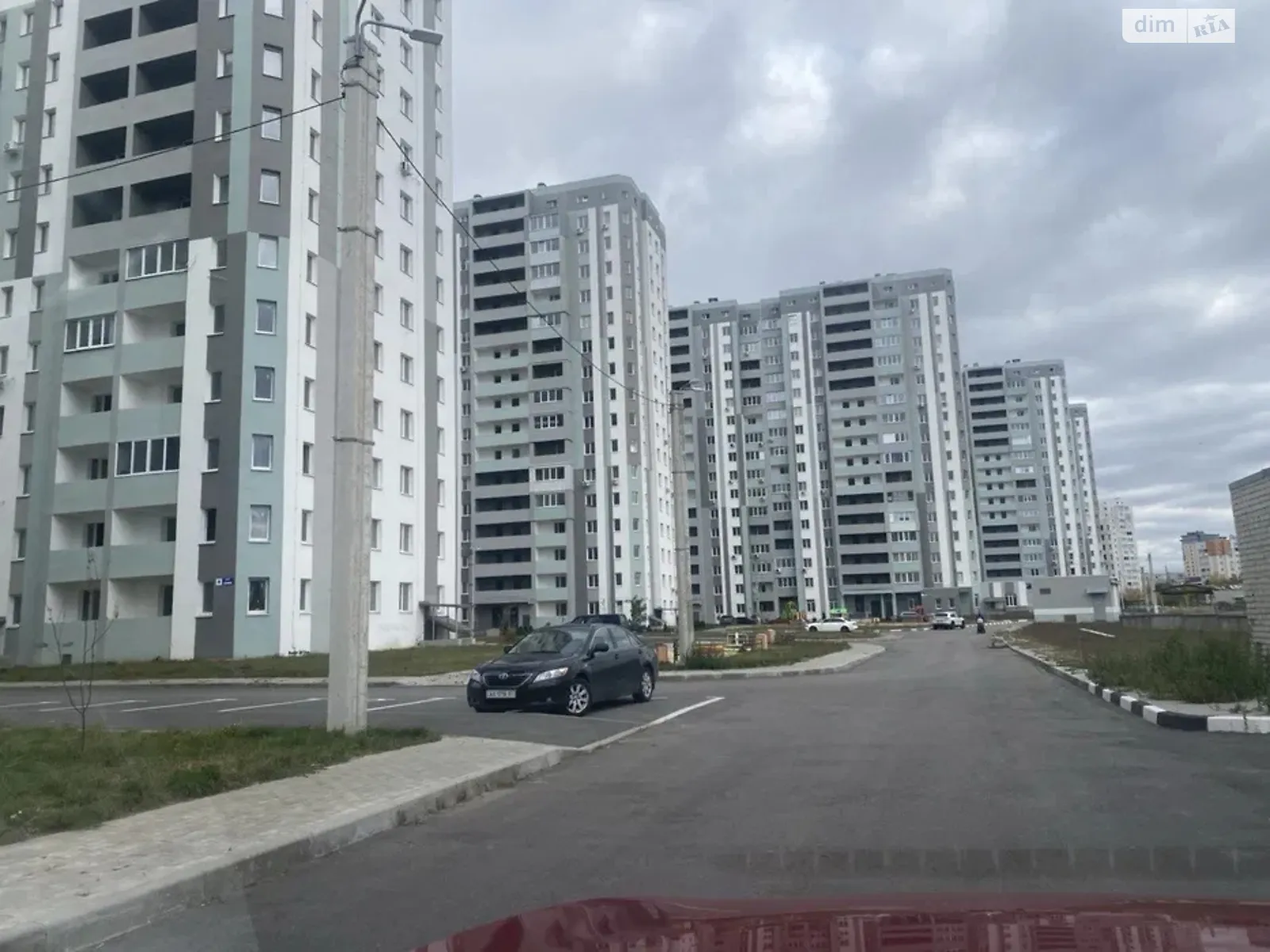 Продается 2-комнатная квартира 61 кв. м в Харькове, ул. Заливная, 10 - фото 1