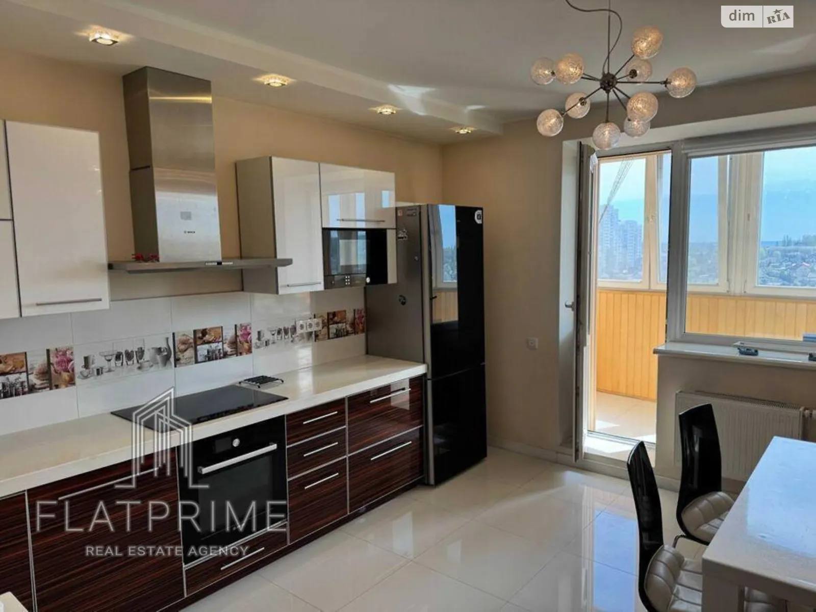 Продается 2-комнатная квартира 87 кв. м в Киеве, ул. Голосеевская, 13Б - фото 1