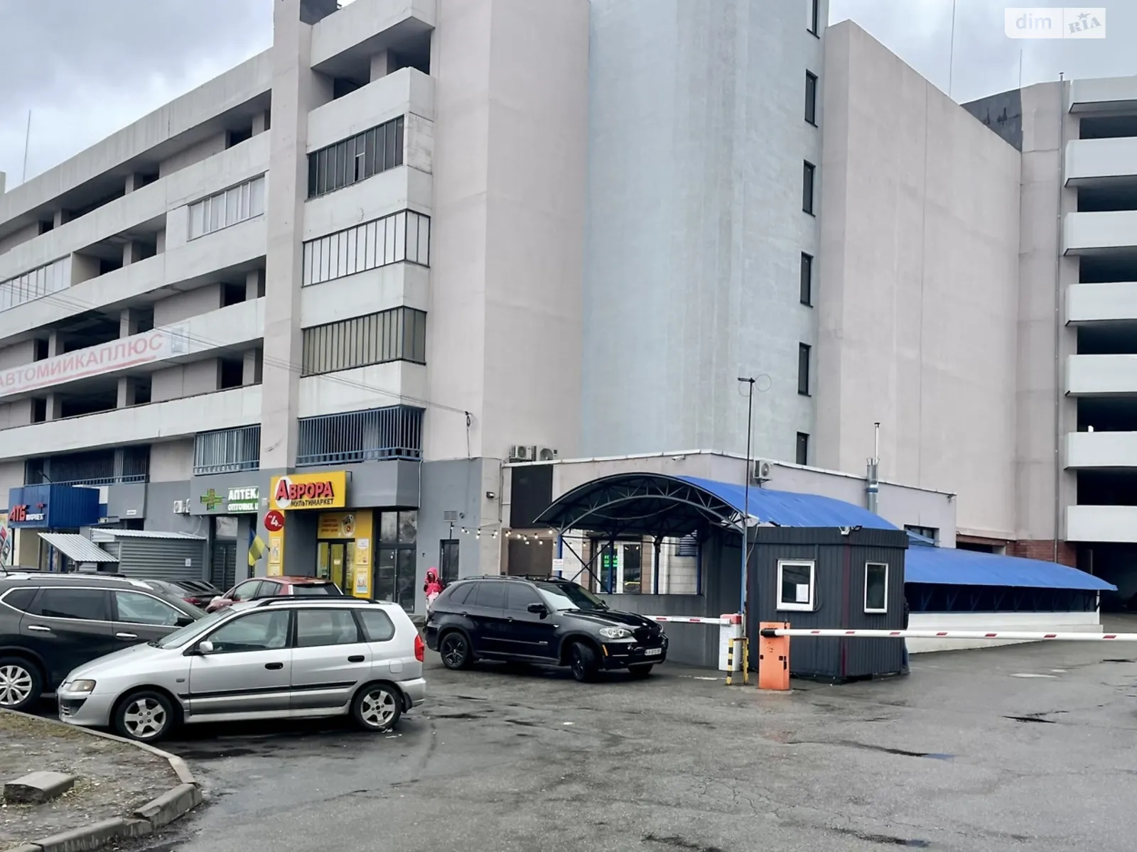 Продається підземний паркінг під легкове авто на 25.6 кв. м, цена: 13900 $ - фото 1