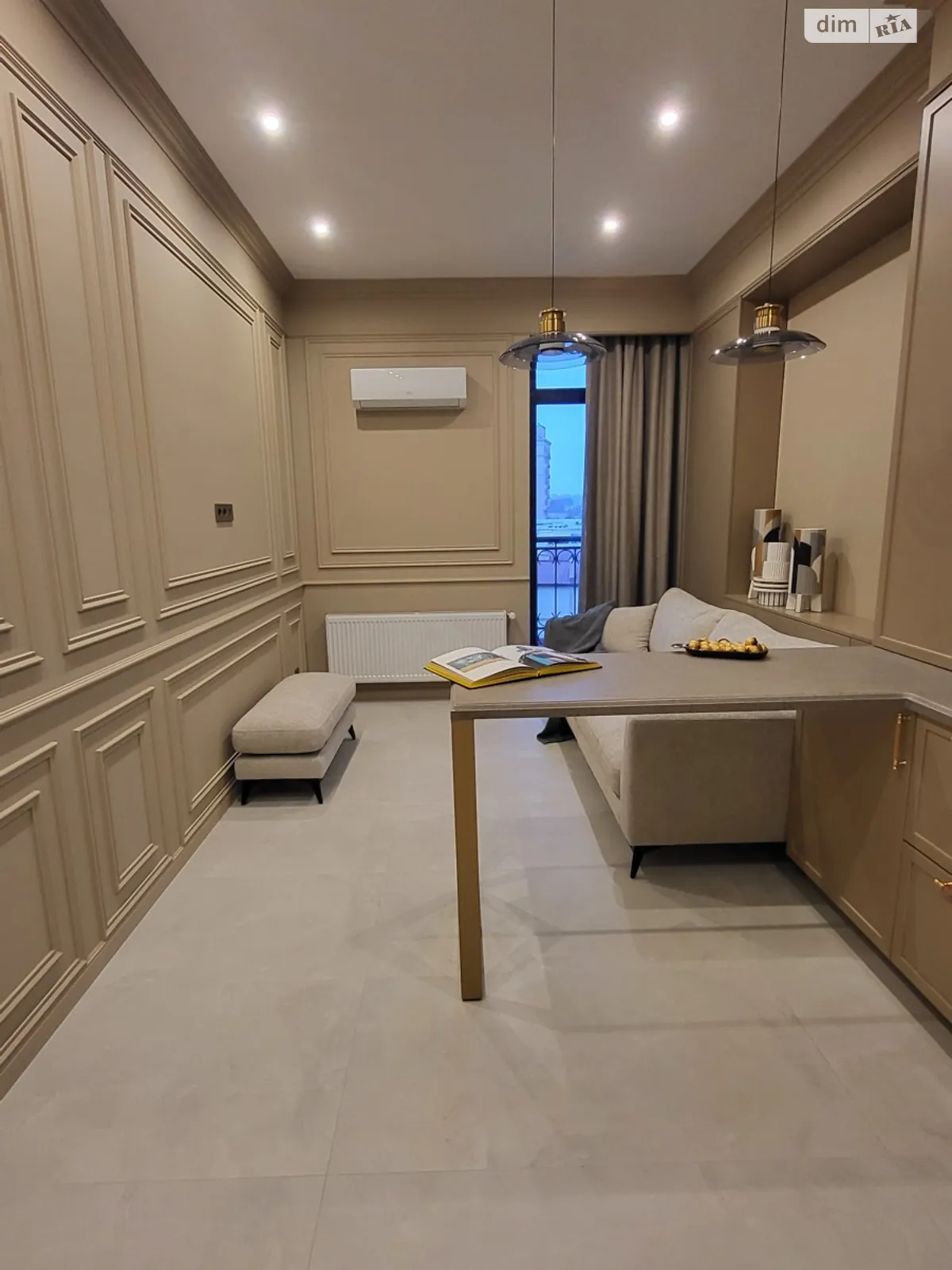 Продается 1-комнатная квартира 47 кв. м в Одессе, Фонтанская дор., 64/1 - фото 1