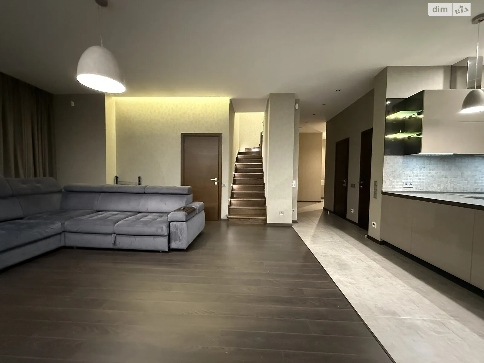 Продається 3-кімнатна квартира 137.6 кв. м у Ірпені, вул. Григорія Сковороди, 1 - фото 1