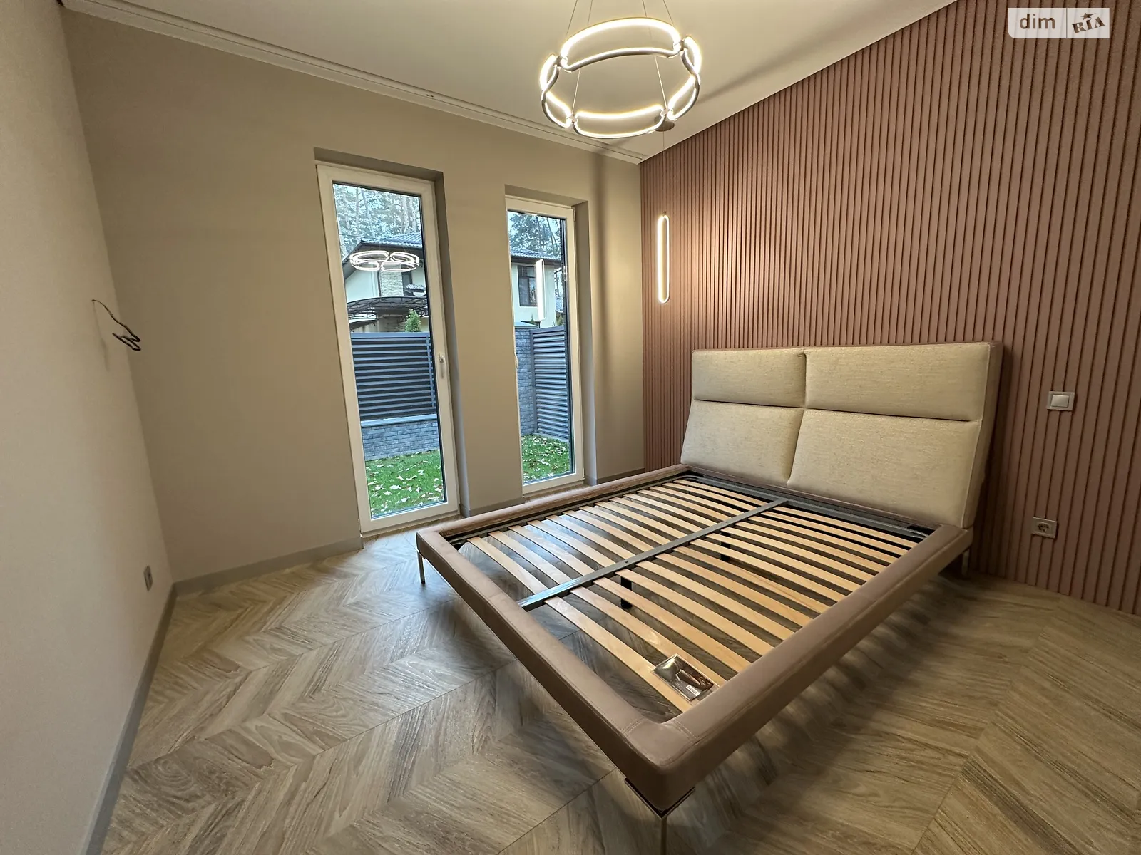 Продается одноэтажный дом 120 кв. м с балконом, цена: 320000 $ - фото 1