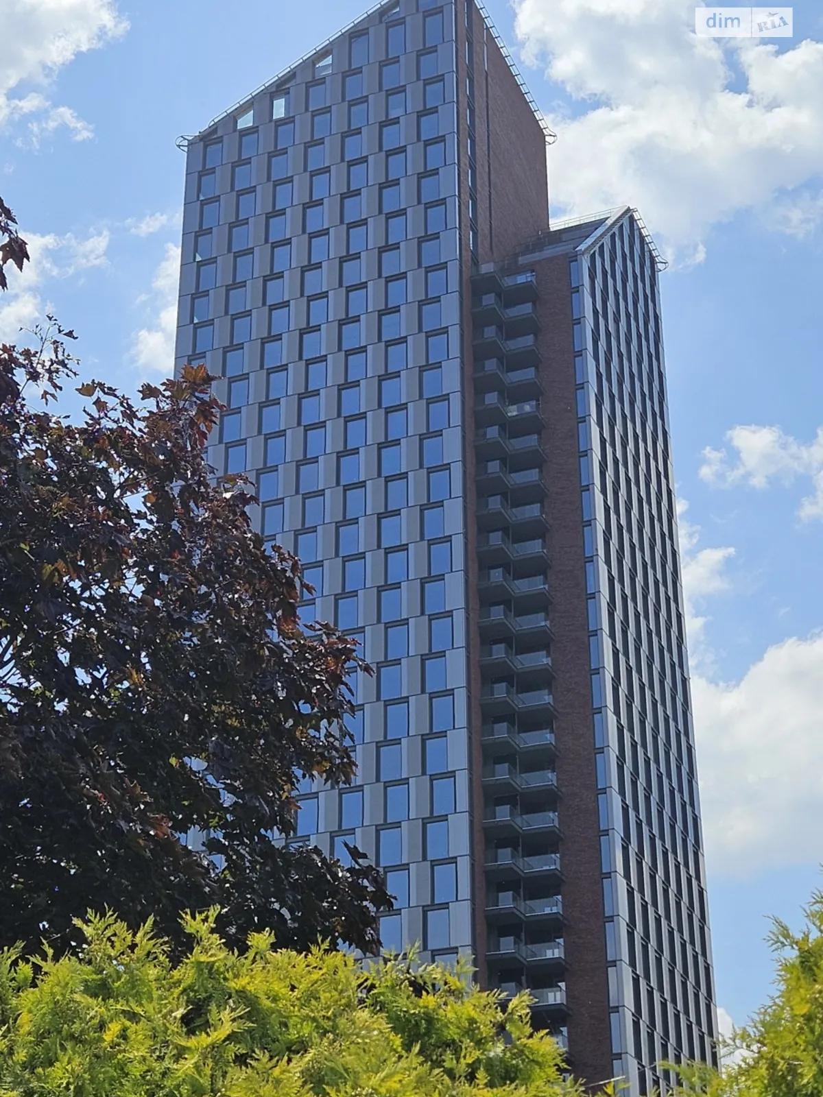 Сдается в аренду офис 107.5 кв. м в бизнес-центре, цена: 2150 $ - фото 1