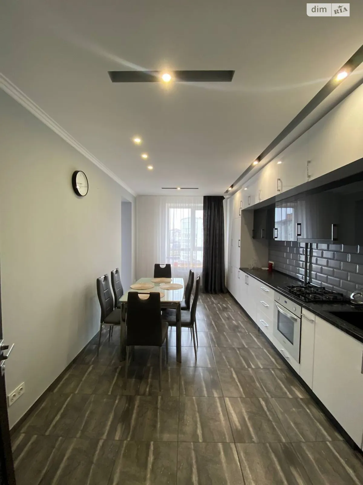 Сдается в аренду 3-комнатная квартира 90 кв. м в Криховцах, ул. Слободская, 19 - фото 1