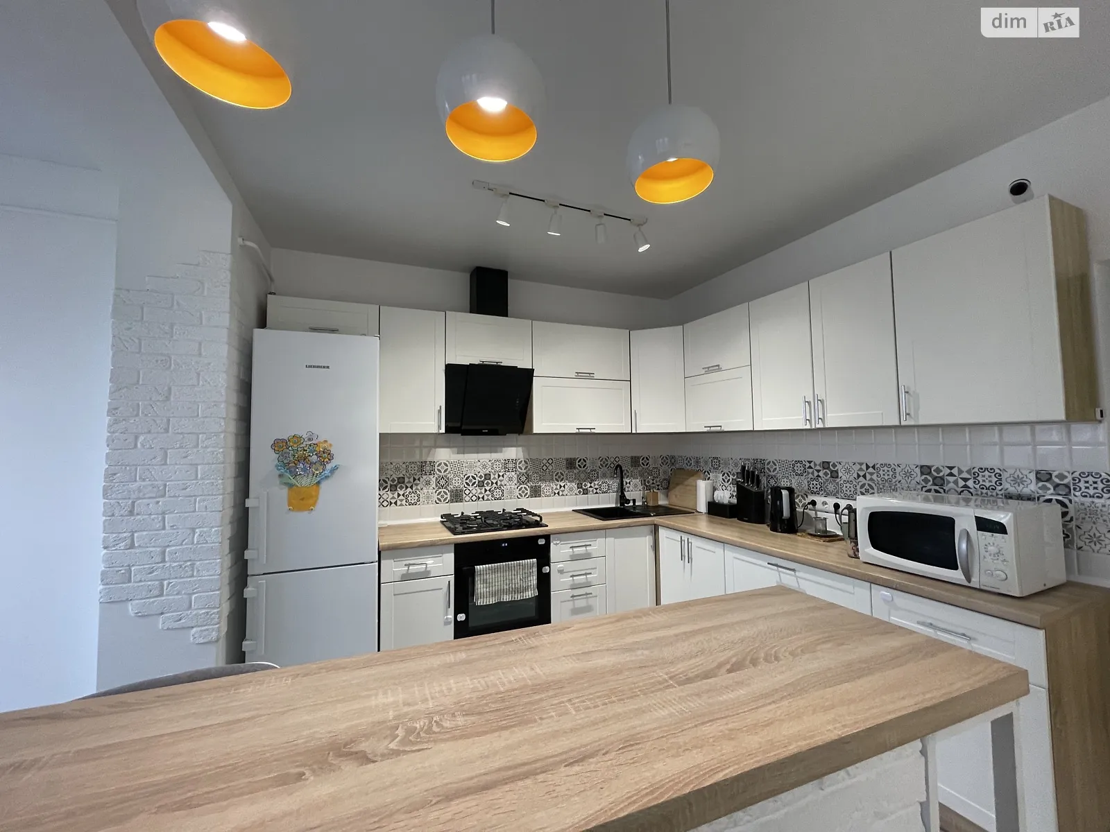 Продається 3-кімнатна квартира 75 кв. м у Софіївській Борщагівці, вул. Боголюбова, 34 - фото 1